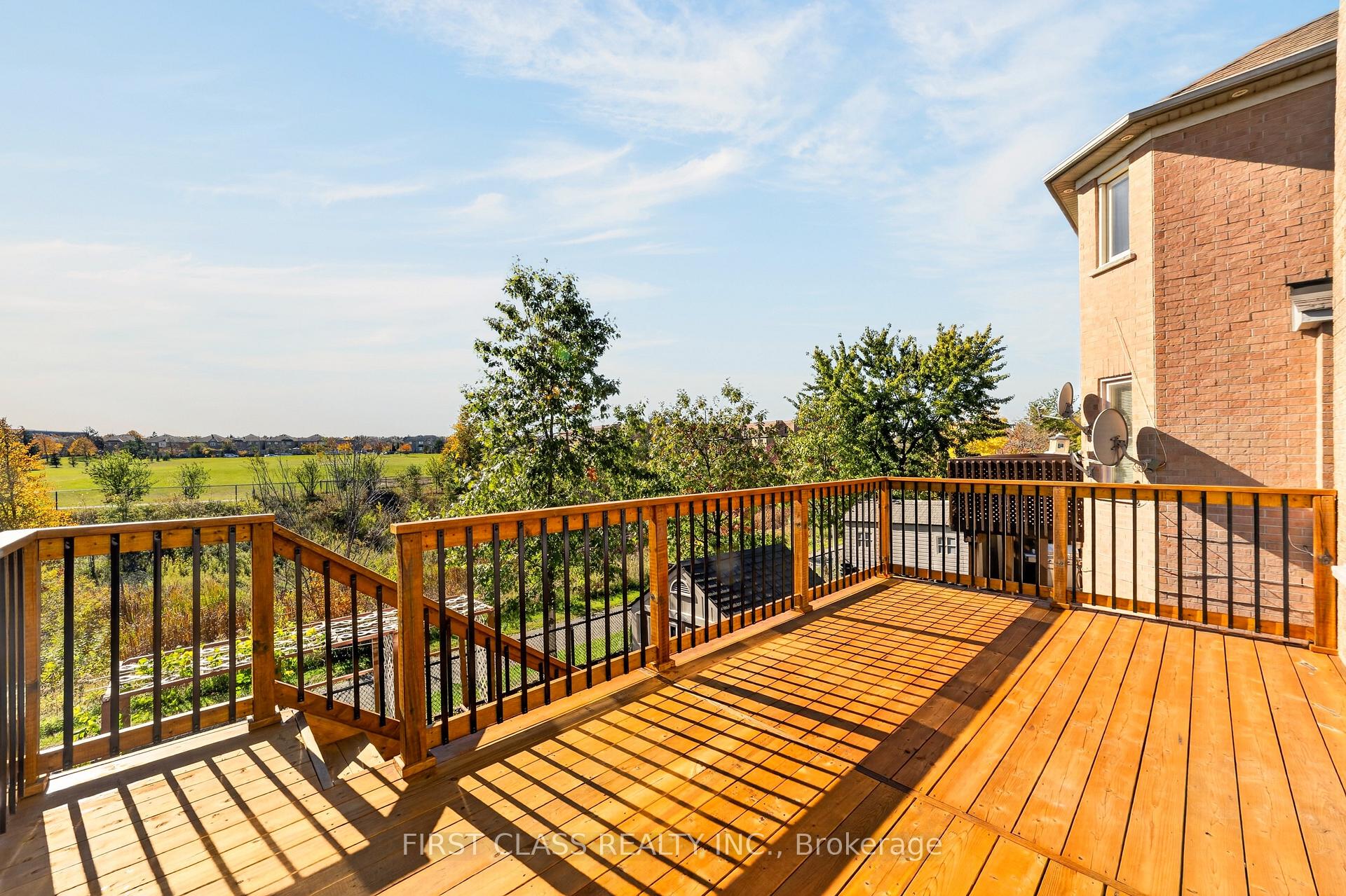 Photo 40 of 38 Pacific Wind Crescent, Brampton, Sandringham-Wellington — HOMEH