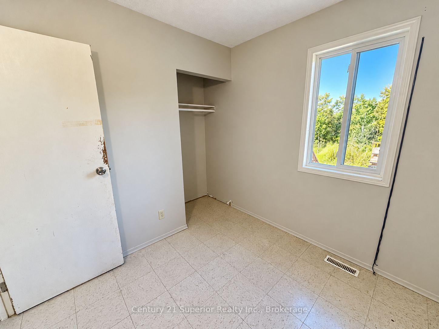 Photo 13 of 107 Simon Street, Schreiber — HOMEH
