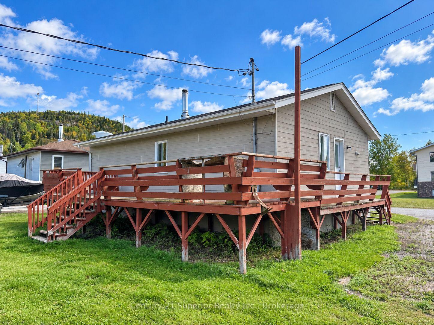 Photo 32 of 107 Simon Street, Schreiber — HOMEH