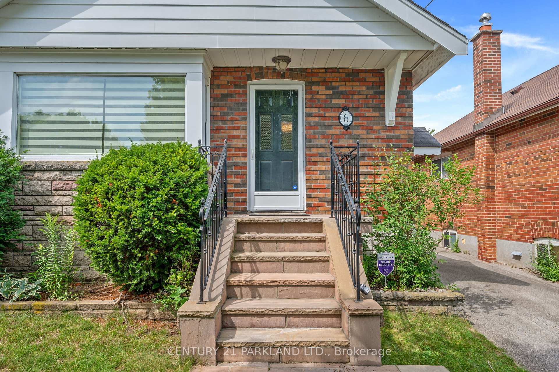 Photo 2 of 6 Roblin Avenue, Toronto, East York — HOMEH