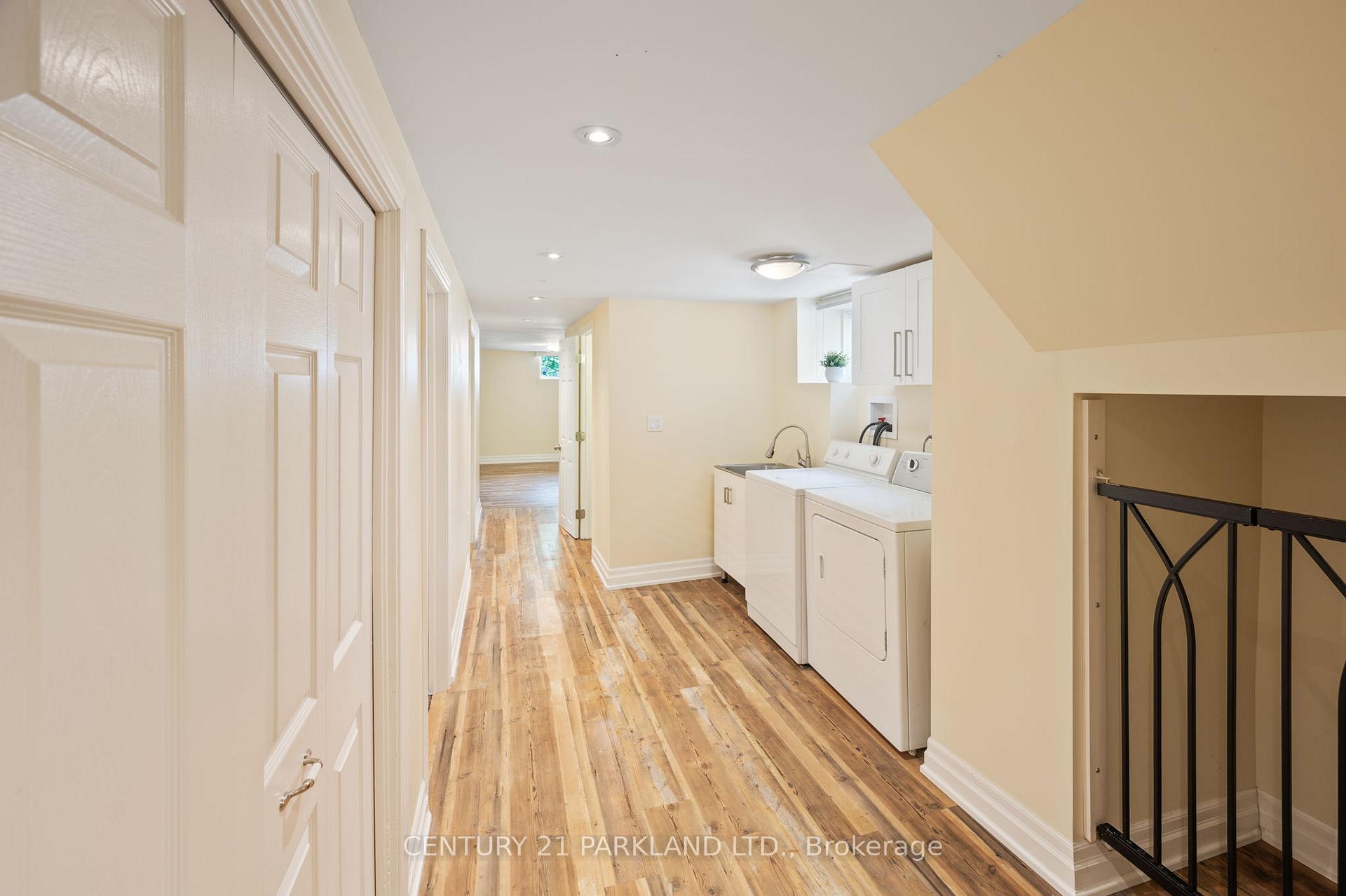 Photo 33 of 6 Roblin Avenue, Toronto, East York — HOMEH
