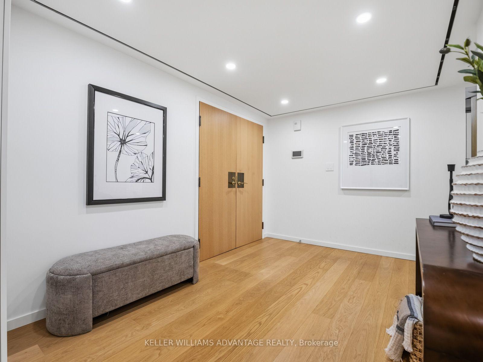 Photo 2 of Unit 1002, 1166 Bay Street, Toronto, Bay Street Corridor — HOMEH
