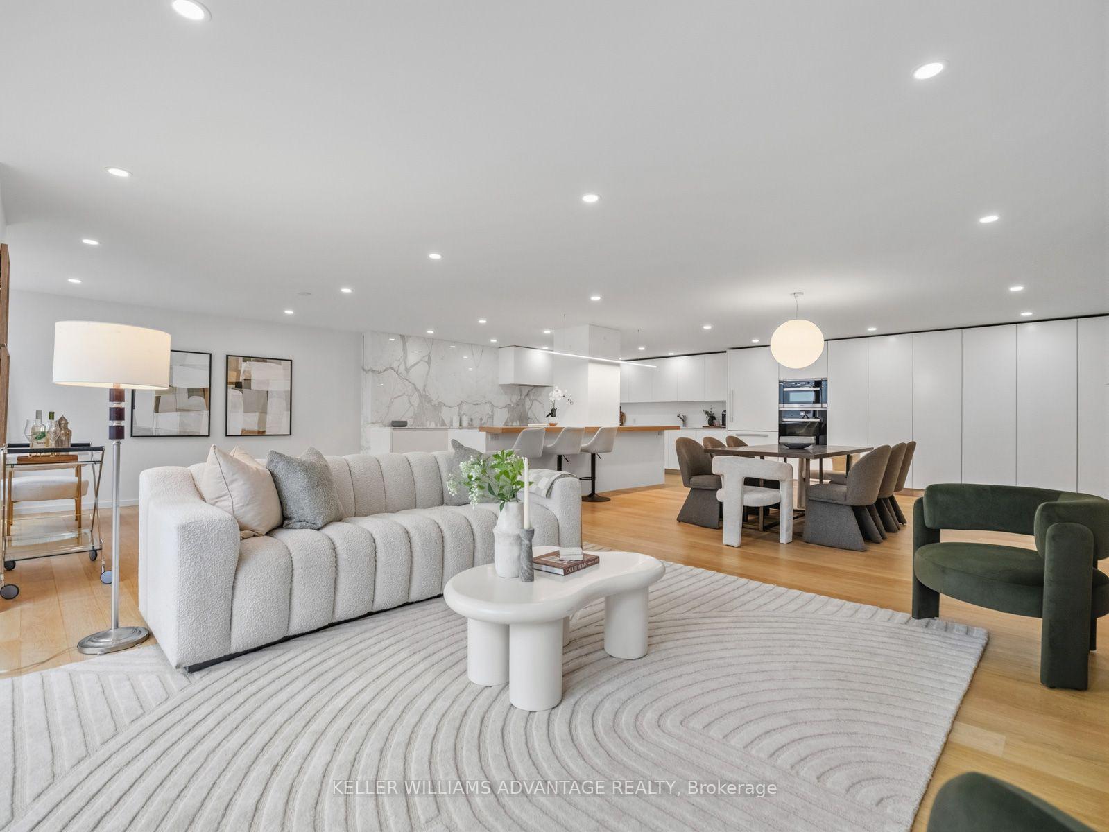 Photo 4 of Unit 1002, 1166 Bay Street, Toronto, Bay Street Corridor — HOMEH