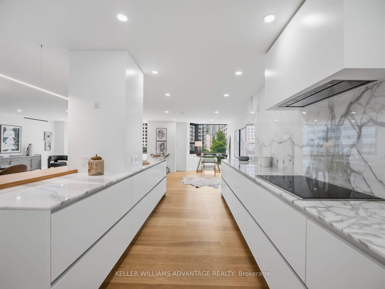 Photo 7 of Unit 1002, 1166 Bay Street, Toronto, Bay Street Corridor — HOMEH