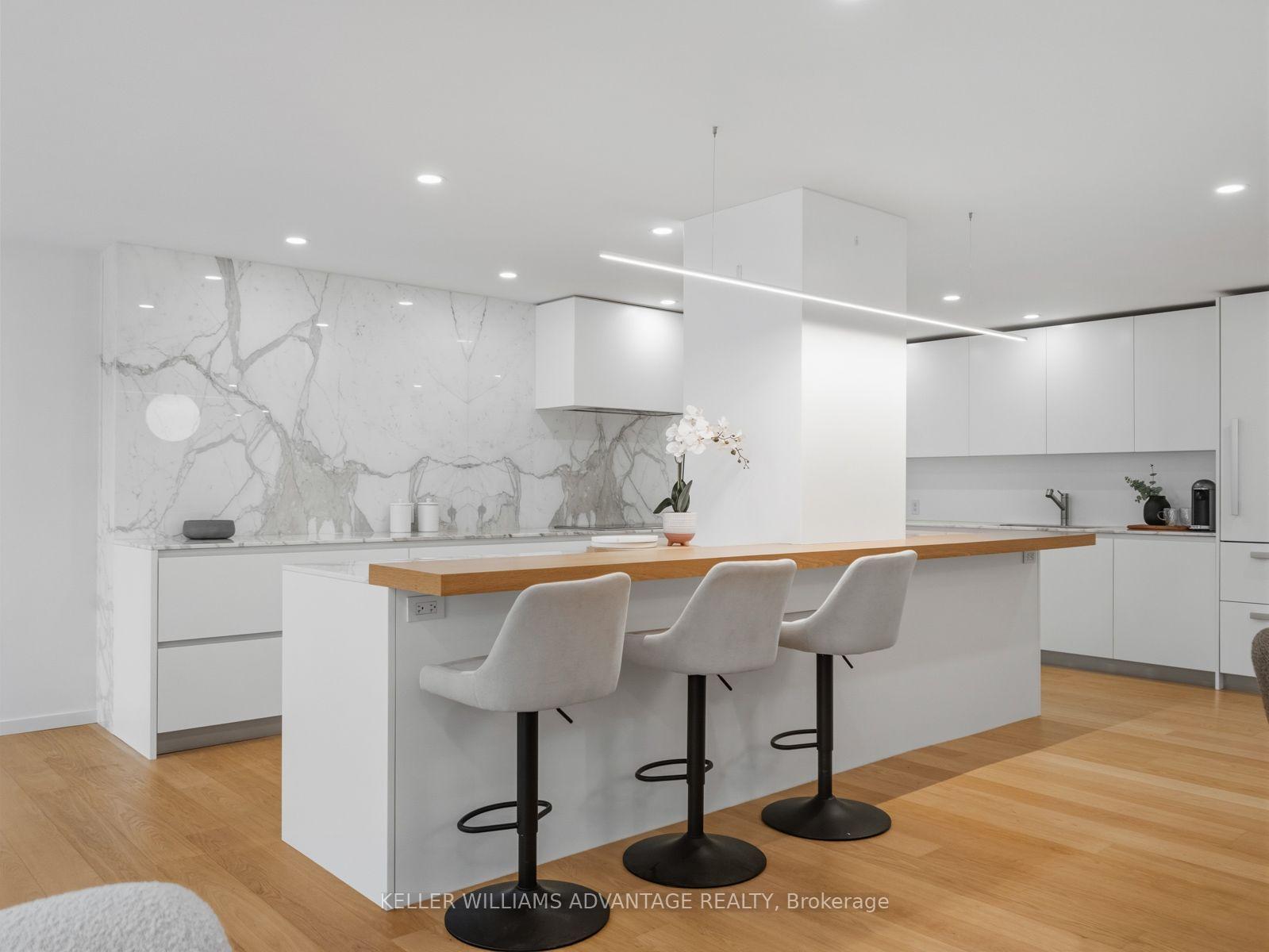 Photo 12 of Unit 1002, 1166 Bay Street, Toronto, Bay Street Corridor — HOMEH