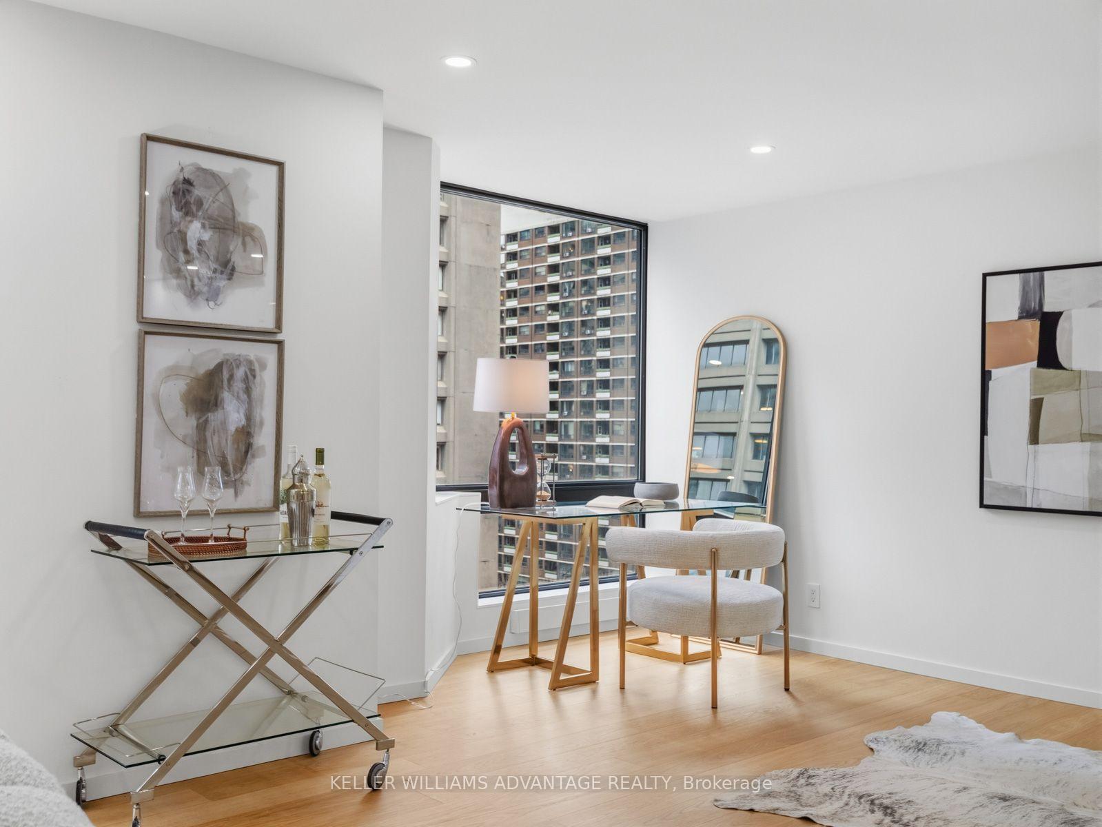 Photo 18 of Unit 1002, 1166 Bay Street, Toronto, Bay Street Corridor — HOMEH