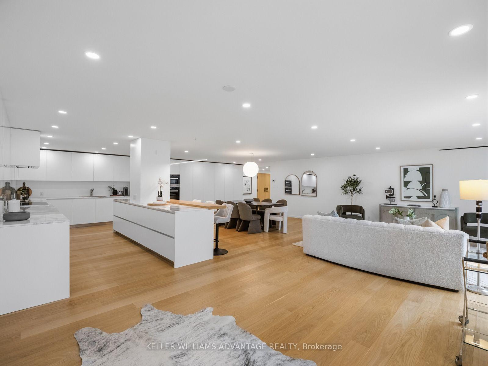 Photo 19 of Unit 1002, 1166 Bay Street, Toronto, Bay Street Corridor — HOMEH