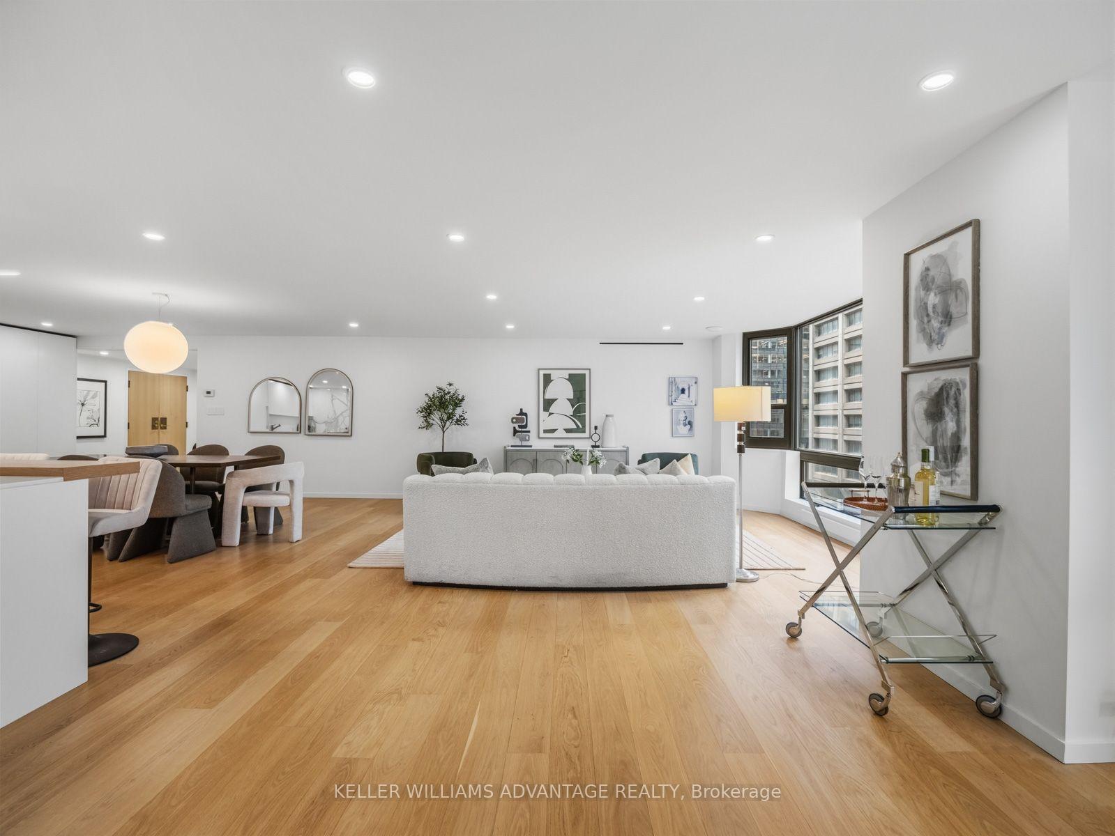 Photo 20 of Unit 1002, 1166 Bay Street, Toronto, Bay Street Corridor — HOMEH