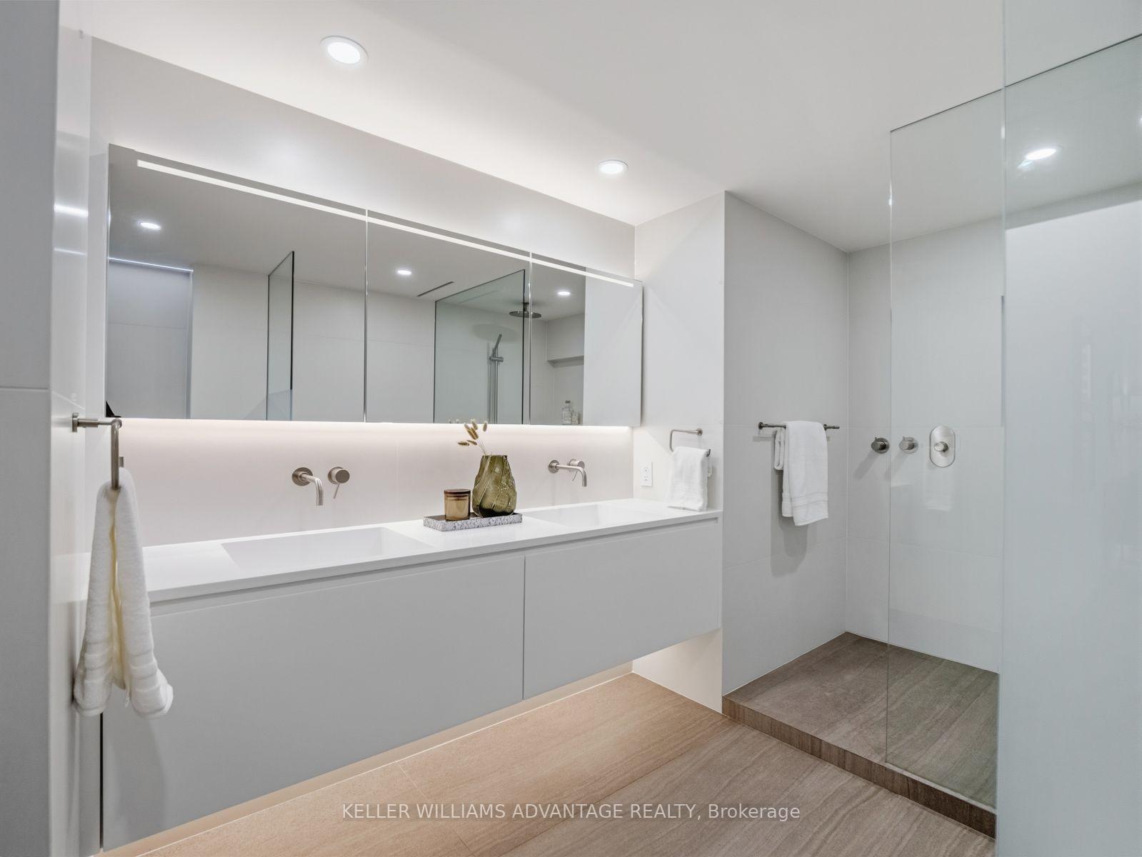 Photo 27 of Unit 1002, 1166 Bay Street, Toronto, Bay Street Corridor — HOMEH