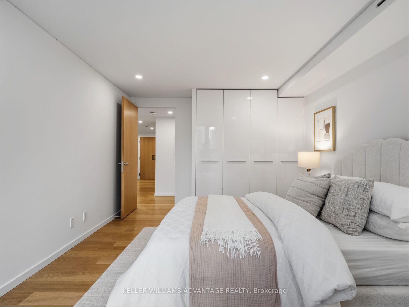 Photo 31 of Unit 1002, 1166 Bay Street, Toronto, Bay Street Corridor — HOMEH