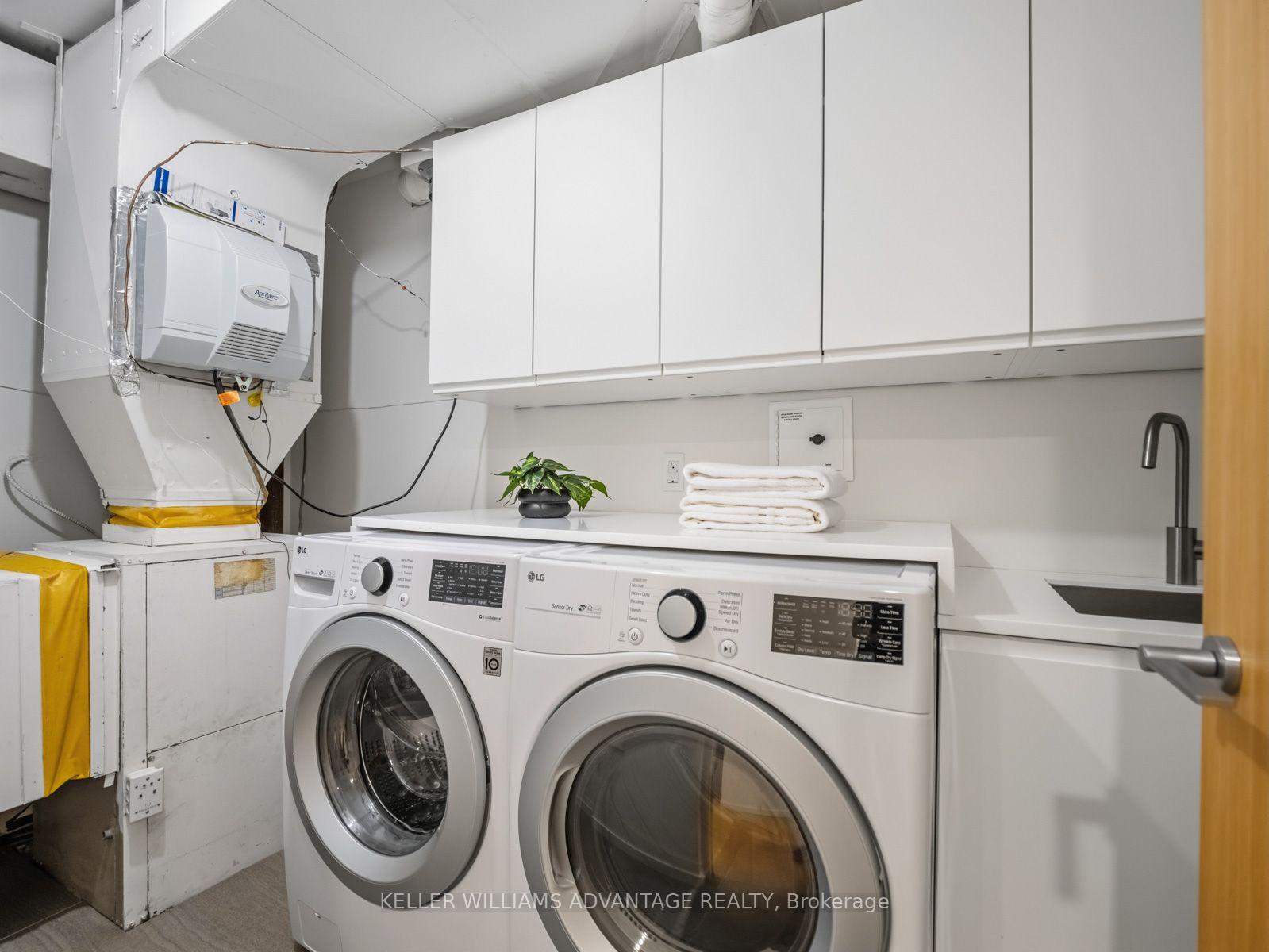 Photo 36 of Unit 1002, 1166 Bay Street, Toronto, Bay Street Corridor — HOMEH