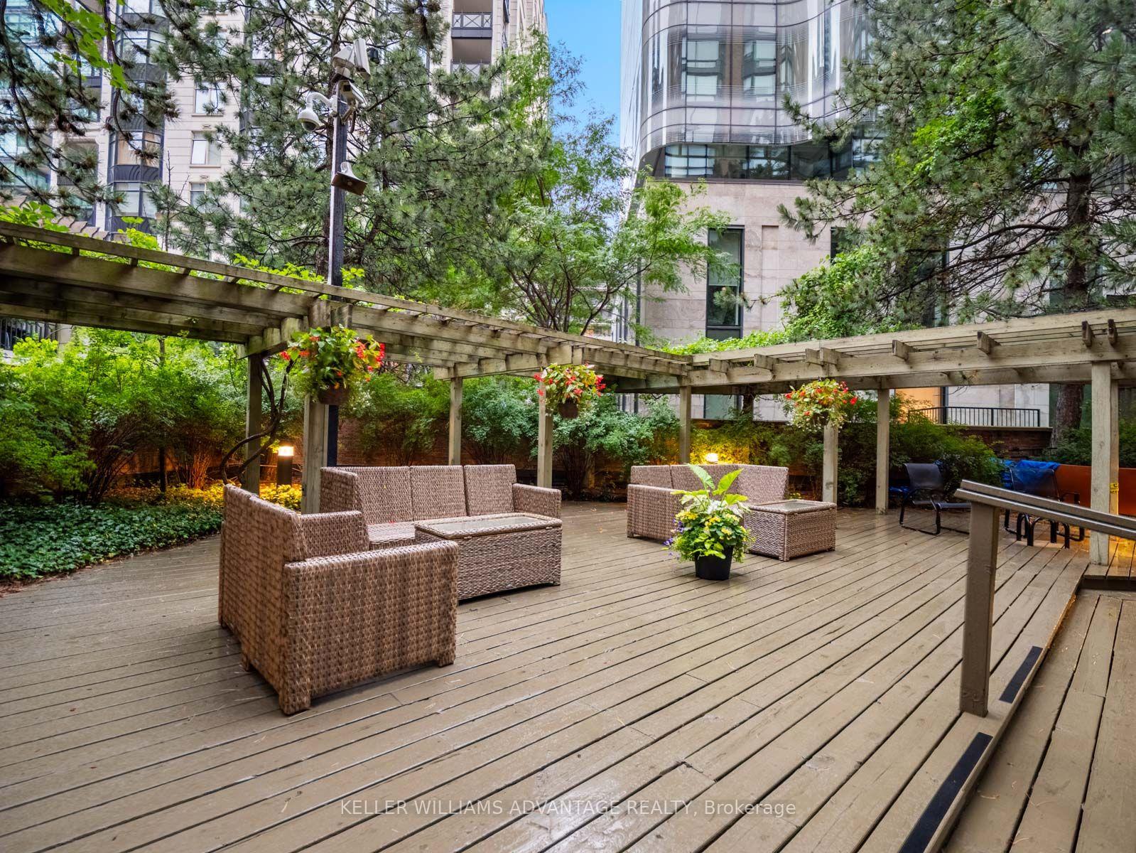 Photo 38 of Unit 1002, 1166 Bay Street, Toronto, Bay Street Corridor — HOMEH