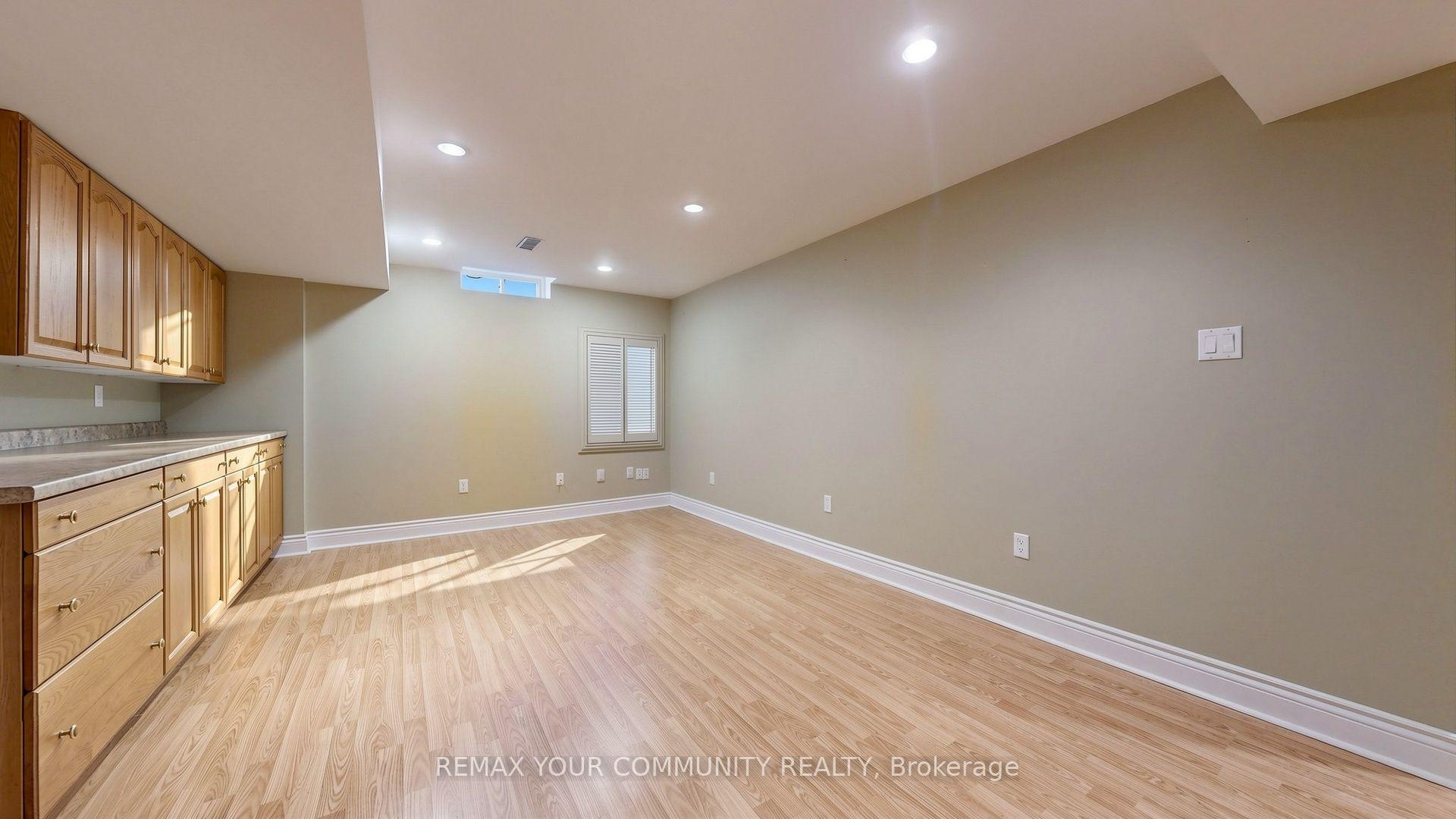 Photo 26 of 45 Manorwood Drive, Markham, Berczy — HOMEH