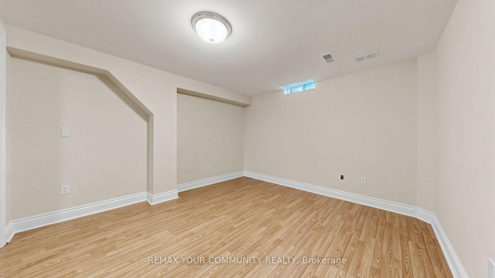 Photo 28 of 45 Manorwood Drive, Markham, Berczy — HOMEH