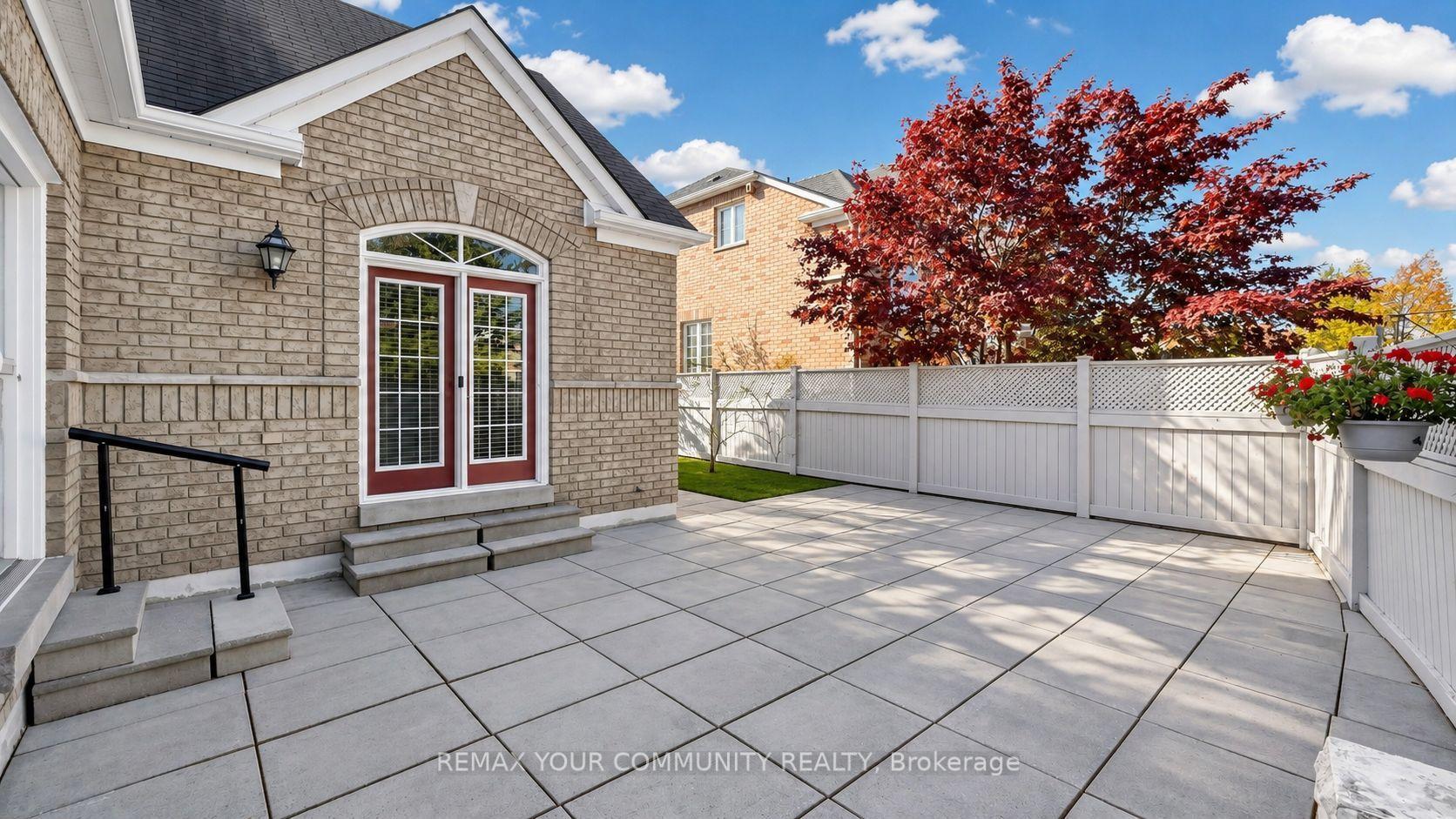 Photo 30 of 45 Manorwood Drive, Markham, Berczy — HOMEH