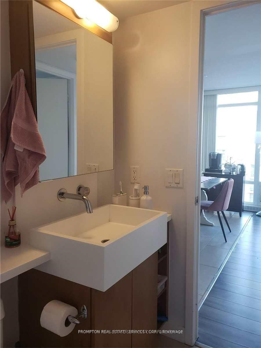 Photo 12 of Unit 817, 15 Brunel Court, Toronto, Waterfront Communities — HOMEH