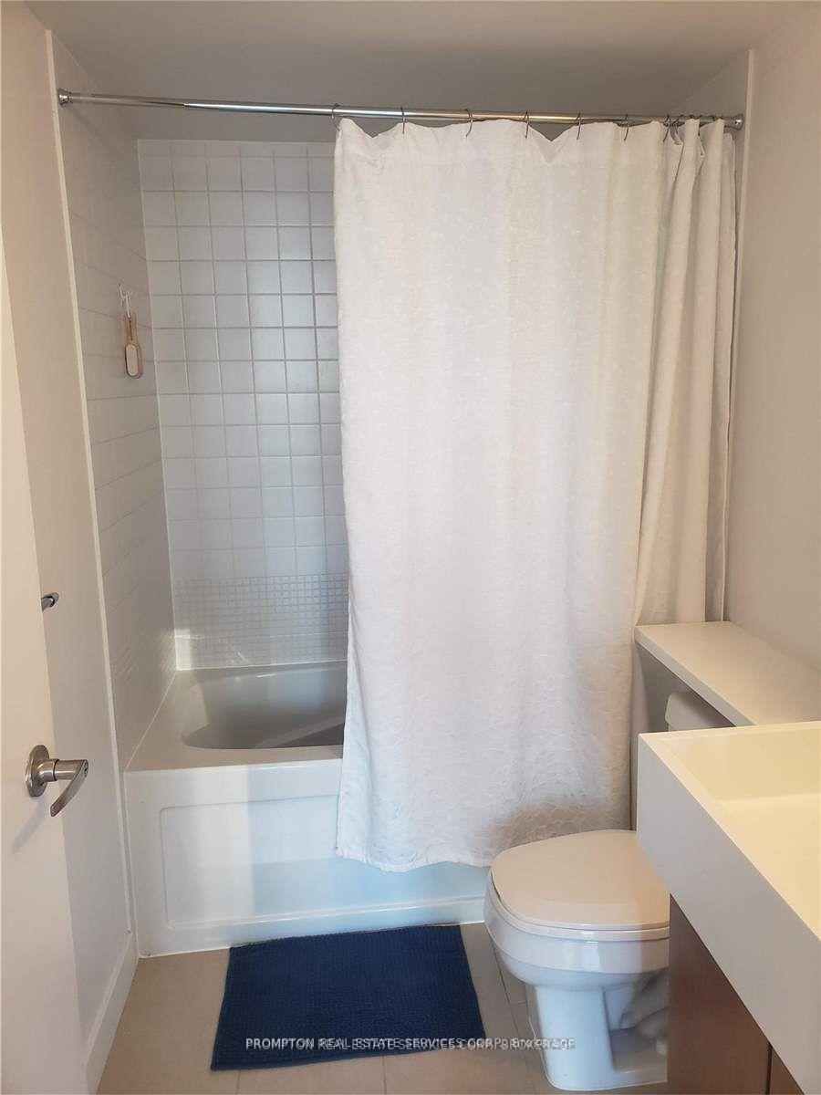 Photo 13 of Unit 817, 15 Brunel Court, Toronto, Waterfront Communities — HOMEH