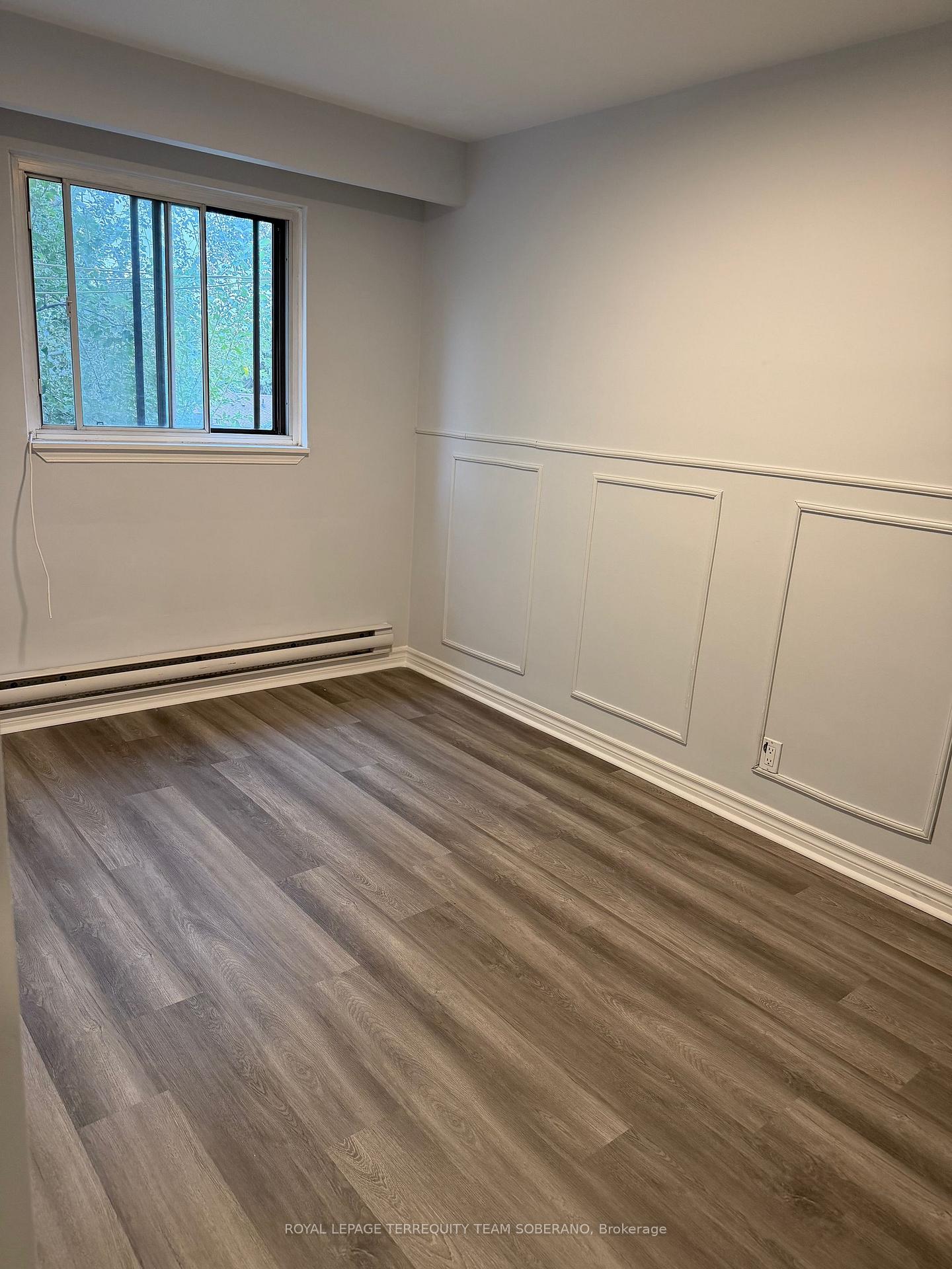 Photo 4 of Unit Upper, 963 Eglinton Avenue, Toronto, Humewood-Cedarvale — HOMEH