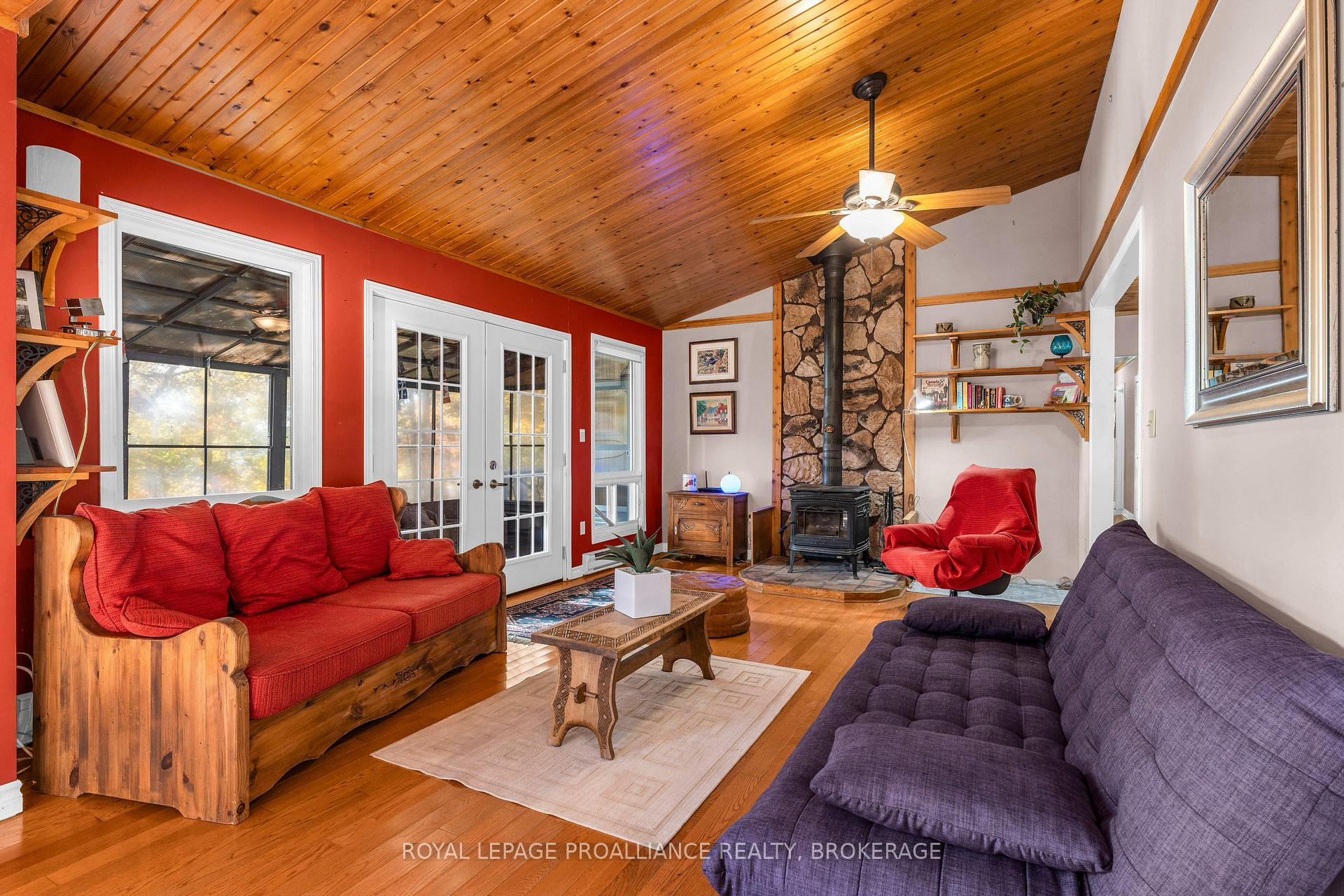 Photo 9 of 2089 Crow Lake Road, Frontenac, Frontenac Centre — HOMEH