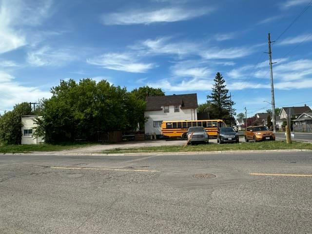 Photo 8 of 254 Wallace Terrace, Sault Ste Marie, Ward 4 — HOMEH