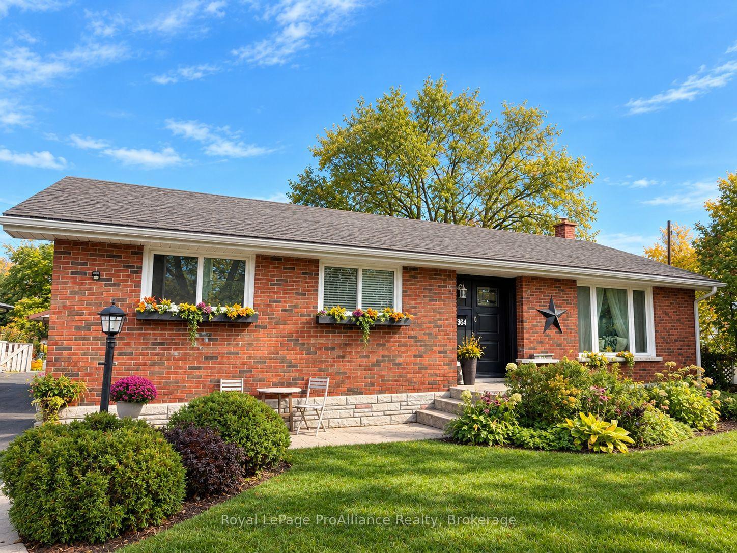 Photo 15 of 854 Barnardo Avenue, Peterborough, Northcrest Ward 5 — HOMEH
