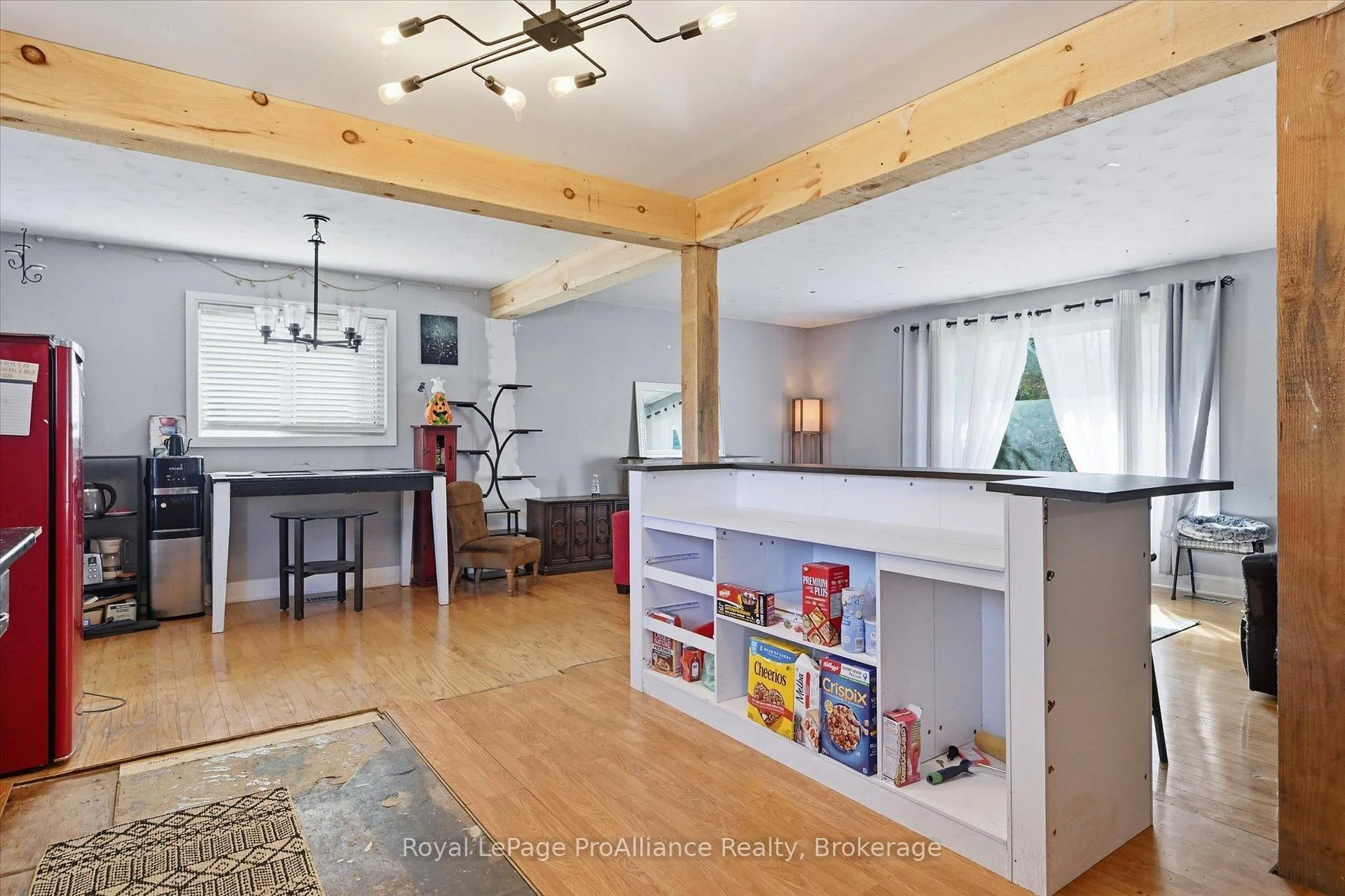 Photo 26 of 854 Barnardo Avenue, Peterborough, Northcrest Ward 5 — HOMEH