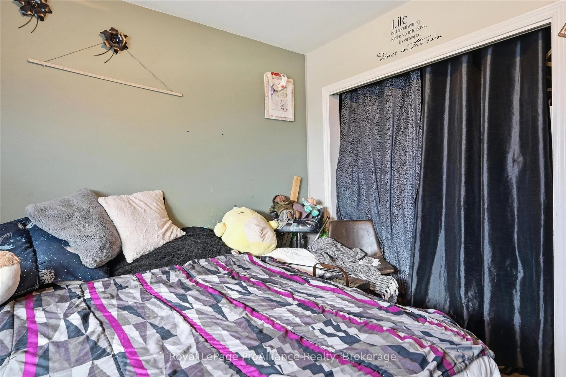 Photo 29 of 854 Barnardo Avenue, Peterborough, Northcrest Ward 5 — HOMEH