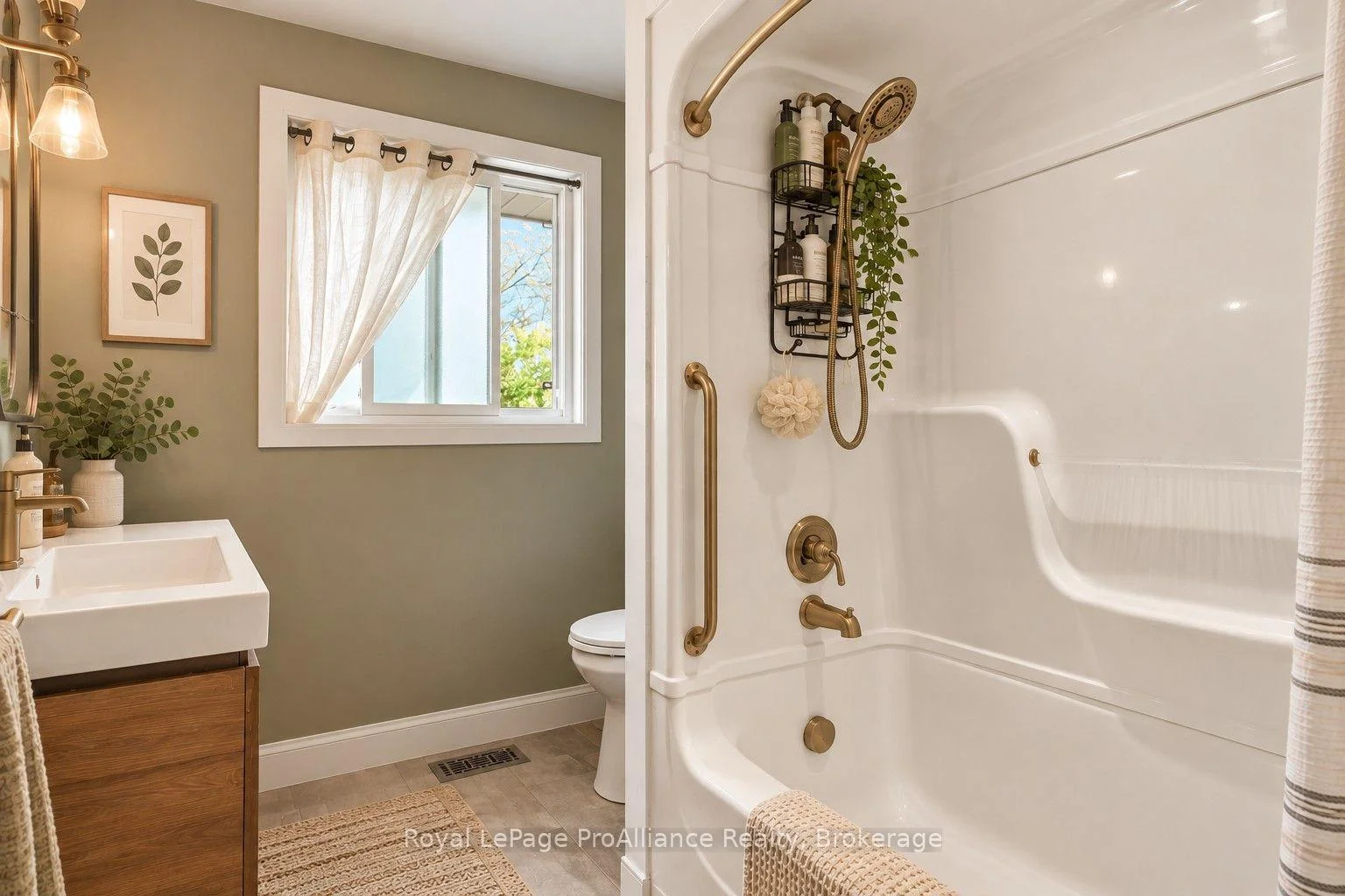 Photo 34 of 854 Barnardo Avenue, Peterborough, Northcrest Ward 5 — HOMEH