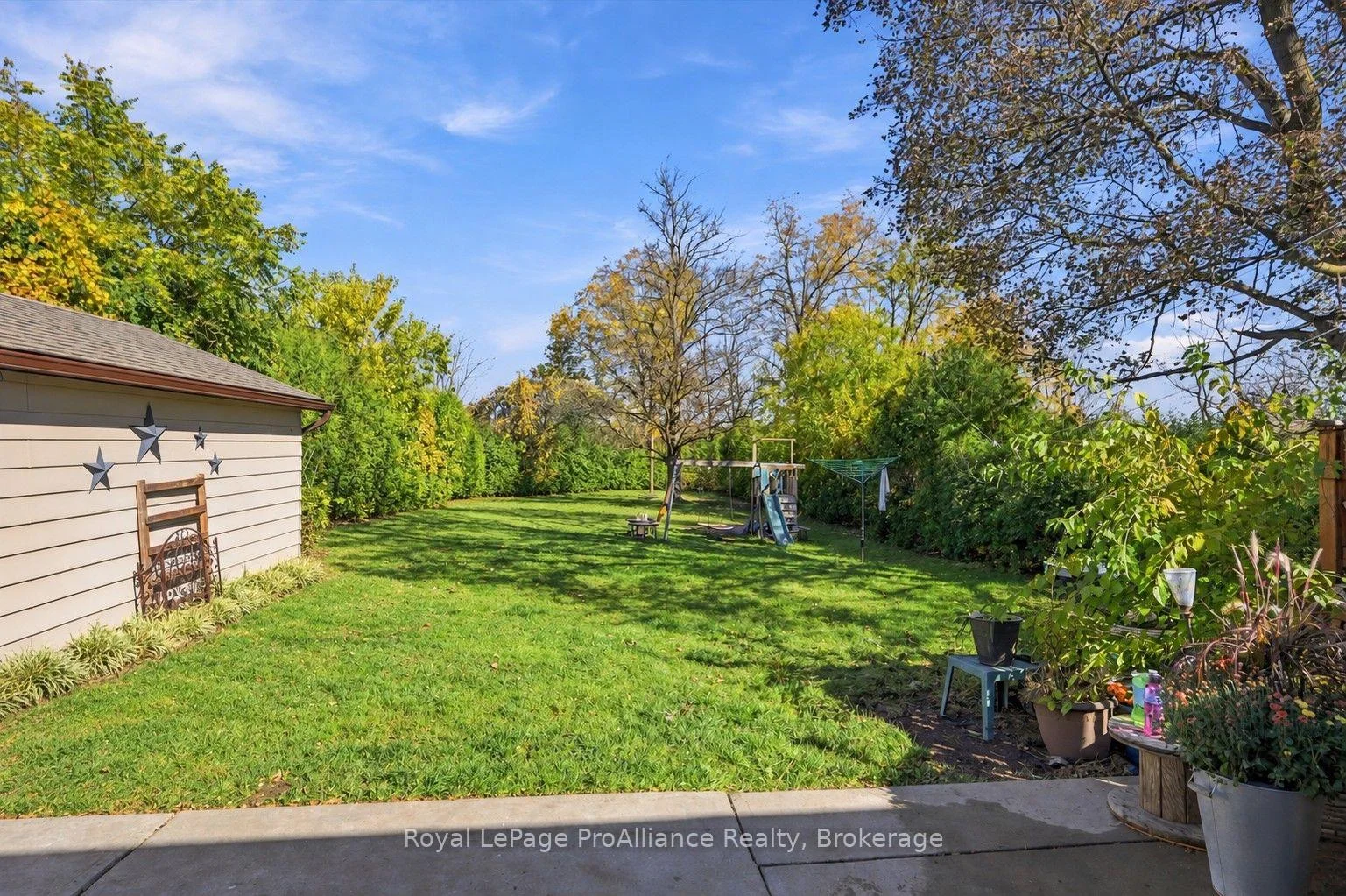 Photo 60 of 854 Barnardo Avenue, Peterborough, Northcrest Ward 5 — HOMEH