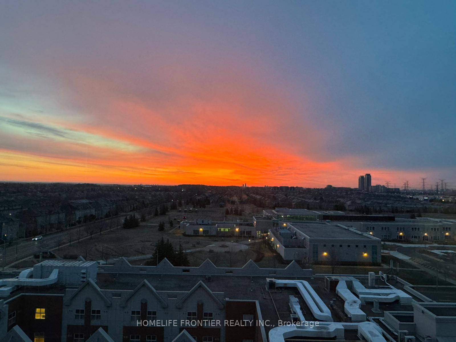 Photo 7 of Unit 1117, 185 Oneida Crescent, Richmond Hill, Langstaff — HOMEH