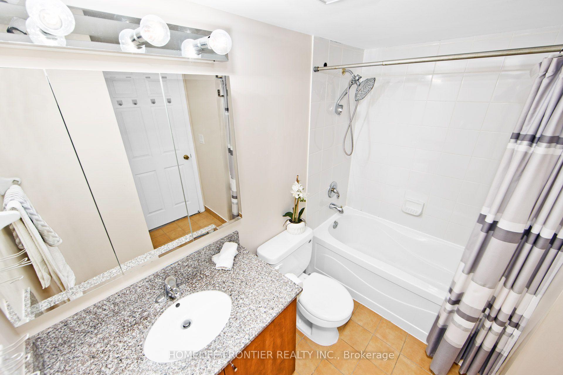 Photo 12 of Unit 1117, 185 Oneida Crescent, Richmond Hill, Langstaff — HOMEH