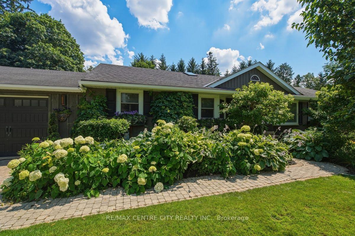Photo 4 of 7 Northcrest Drive, London, North B — HOMEH
