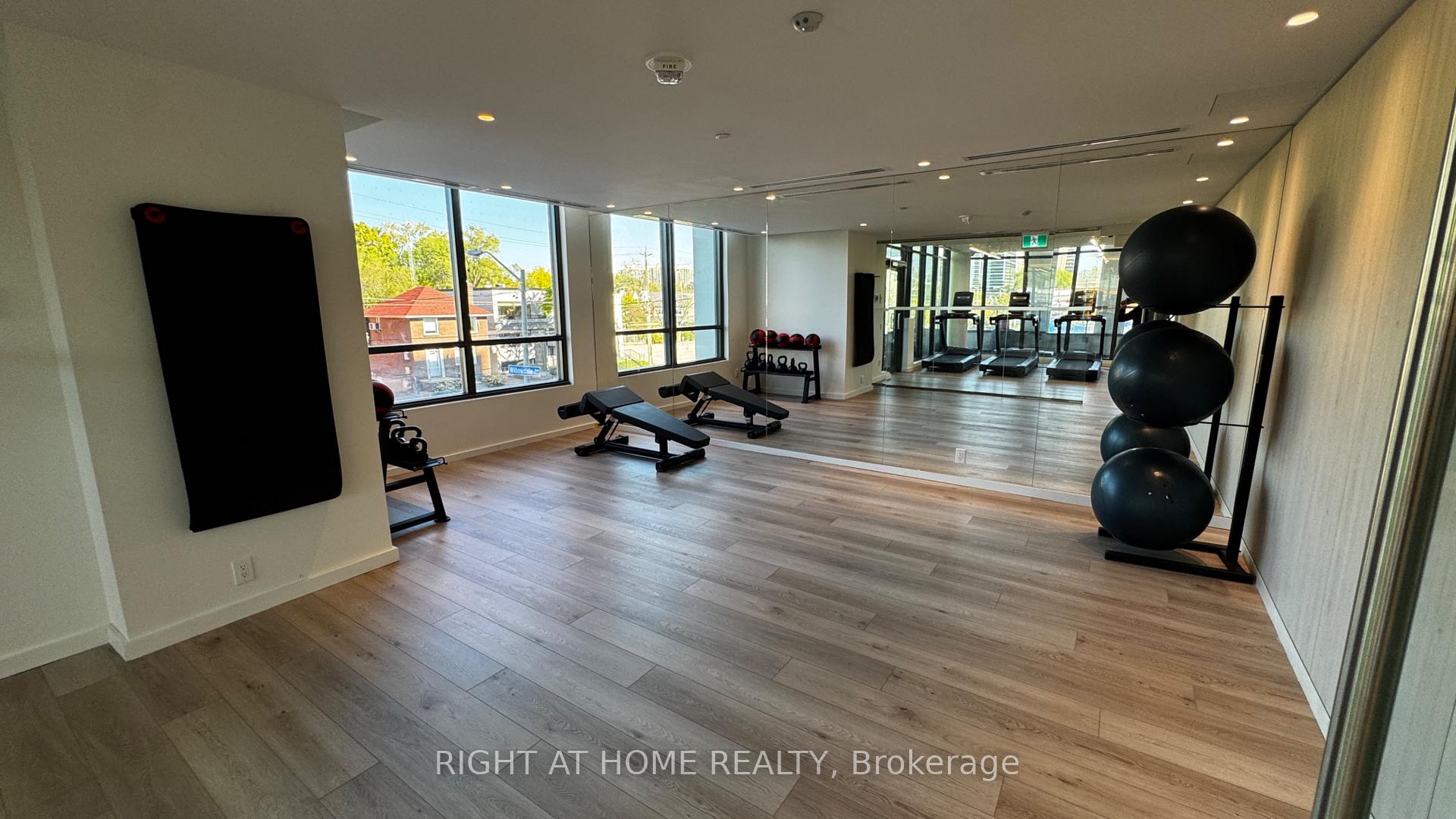 Photo 10 of Unit 419, 181 Sheppard Avenue E, North York, Willowdale East — HOMEH