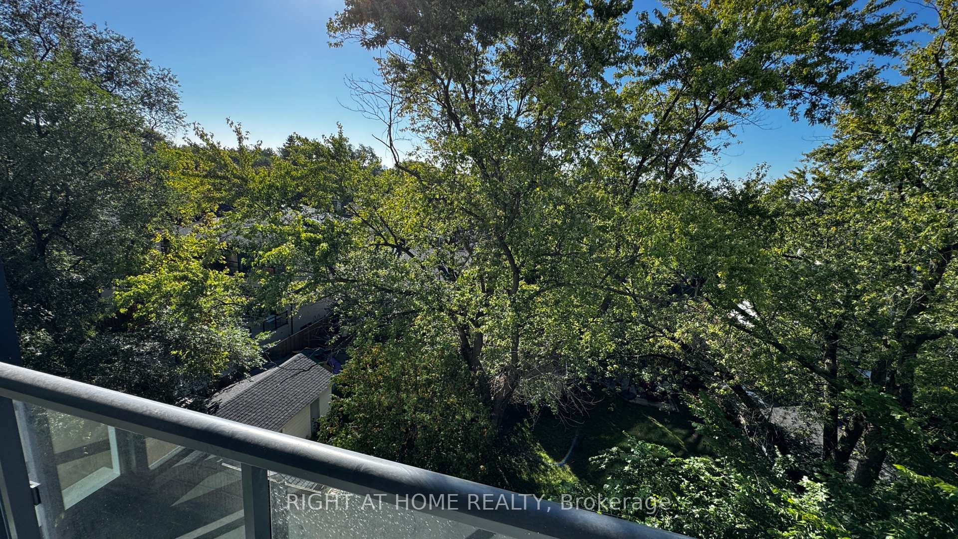 Photo 12 of Unit 419, 181 Sheppard Avenue E, North York, Willowdale East — HOMEH