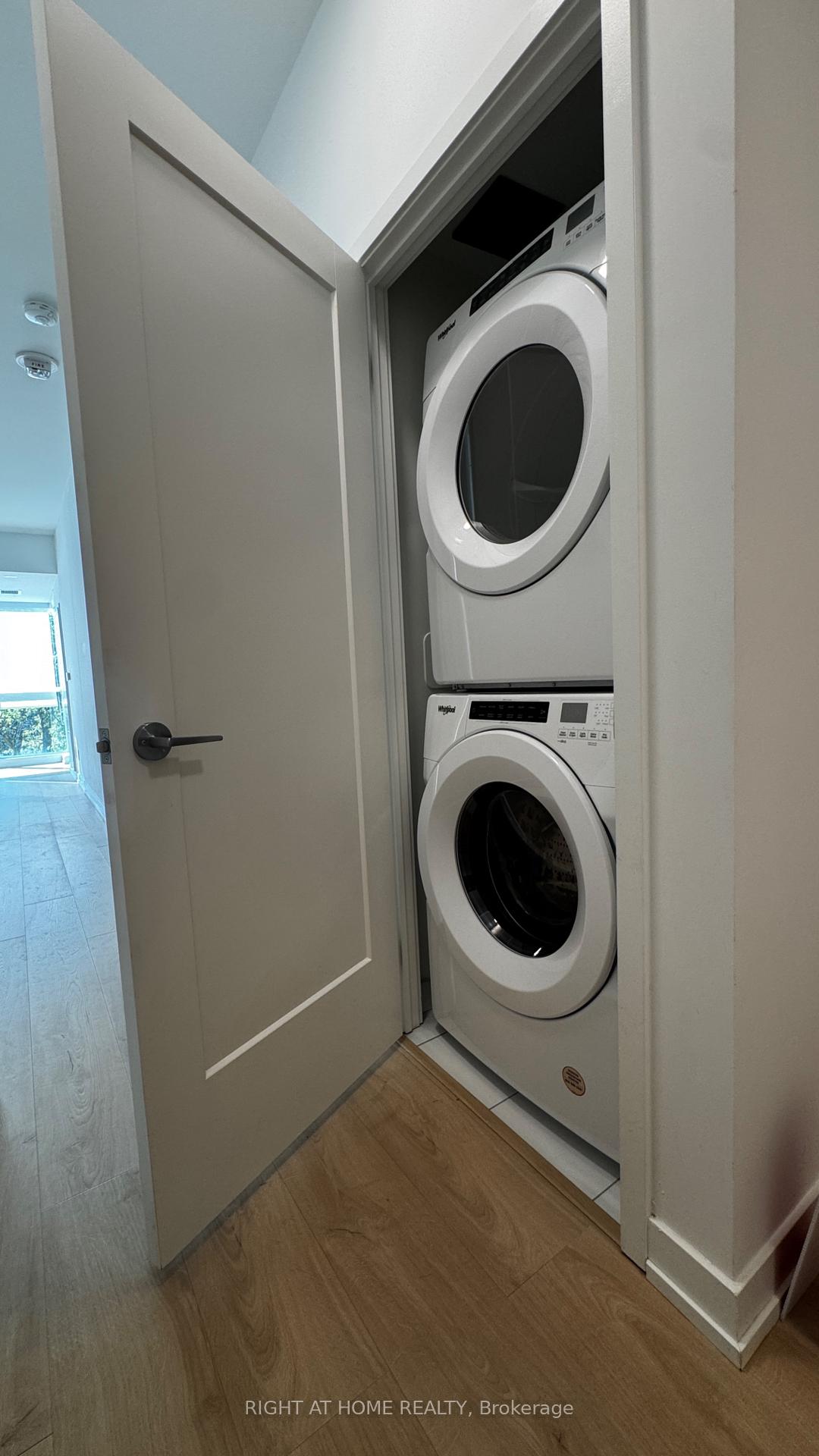 Photo 21 of Unit 419, 181 Sheppard Avenue E, North York, Willowdale East — HOMEH