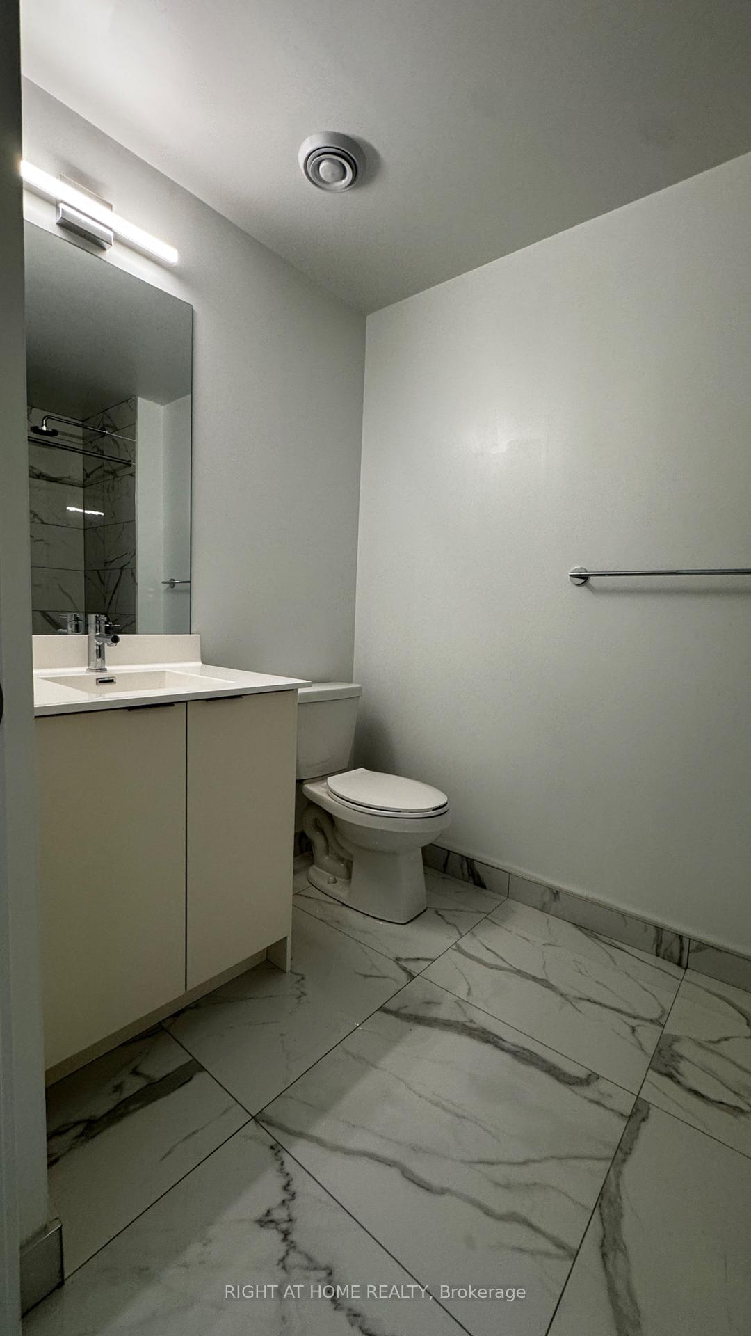 Photo 22 of Unit 419, 181 Sheppard Avenue E, North York, Willowdale East — HOMEH