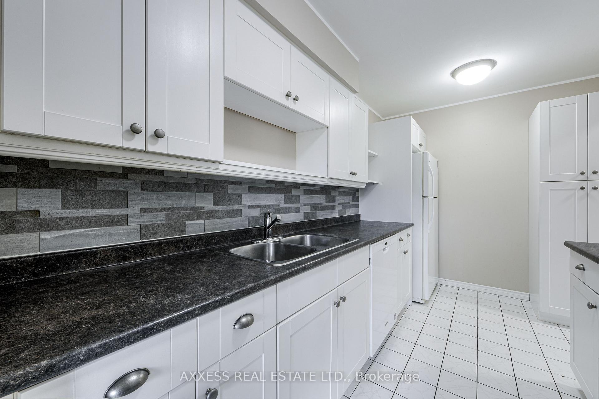 Photo 12 of Unit 902, 1968 Main Street W, Hamilton, Ainslie Wood — HOMEH