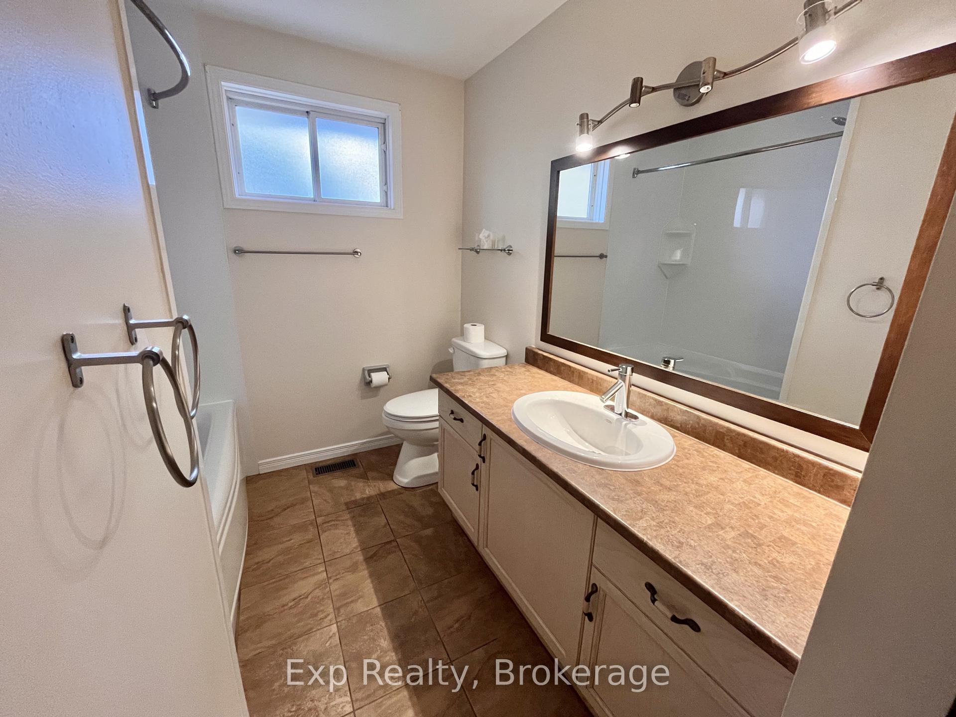 Photo 14 of 27 Loraine Avenue, Quinte West, Trenton Ward — HOMEH