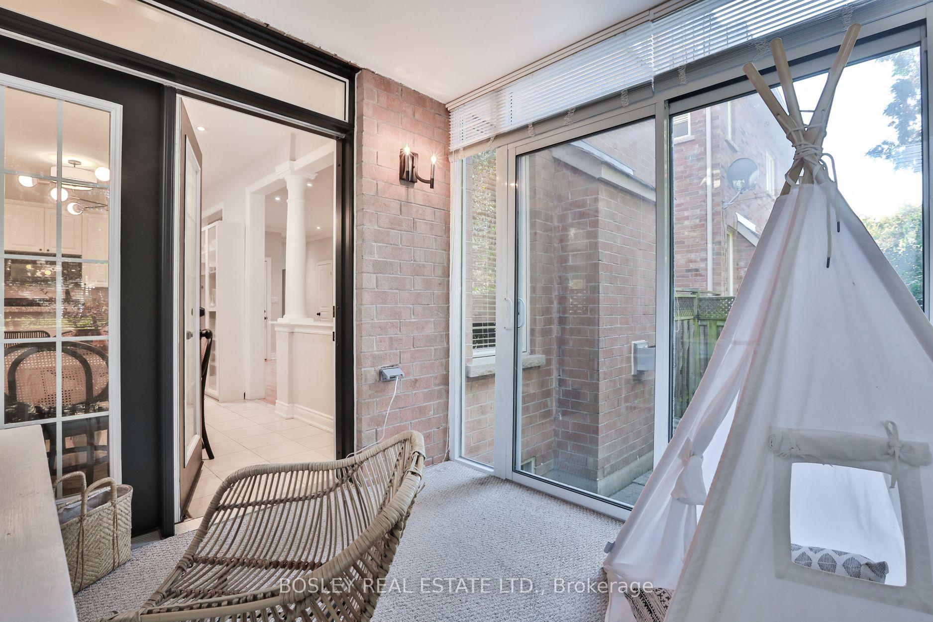 Photo 18 of 12 A Preakness Drive, North York, Banbury-Don Mills — HOMEH