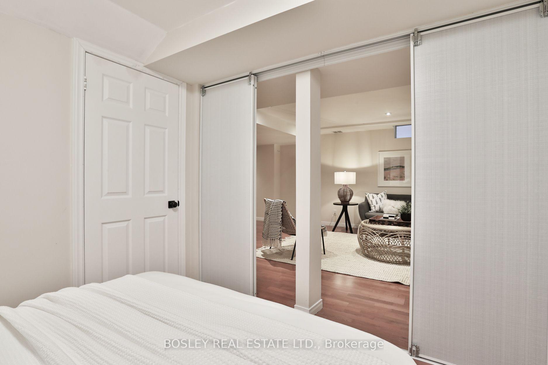 Photo 42 of 12 A Preakness Drive, North York, Banbury-Don Mills — HOMEH