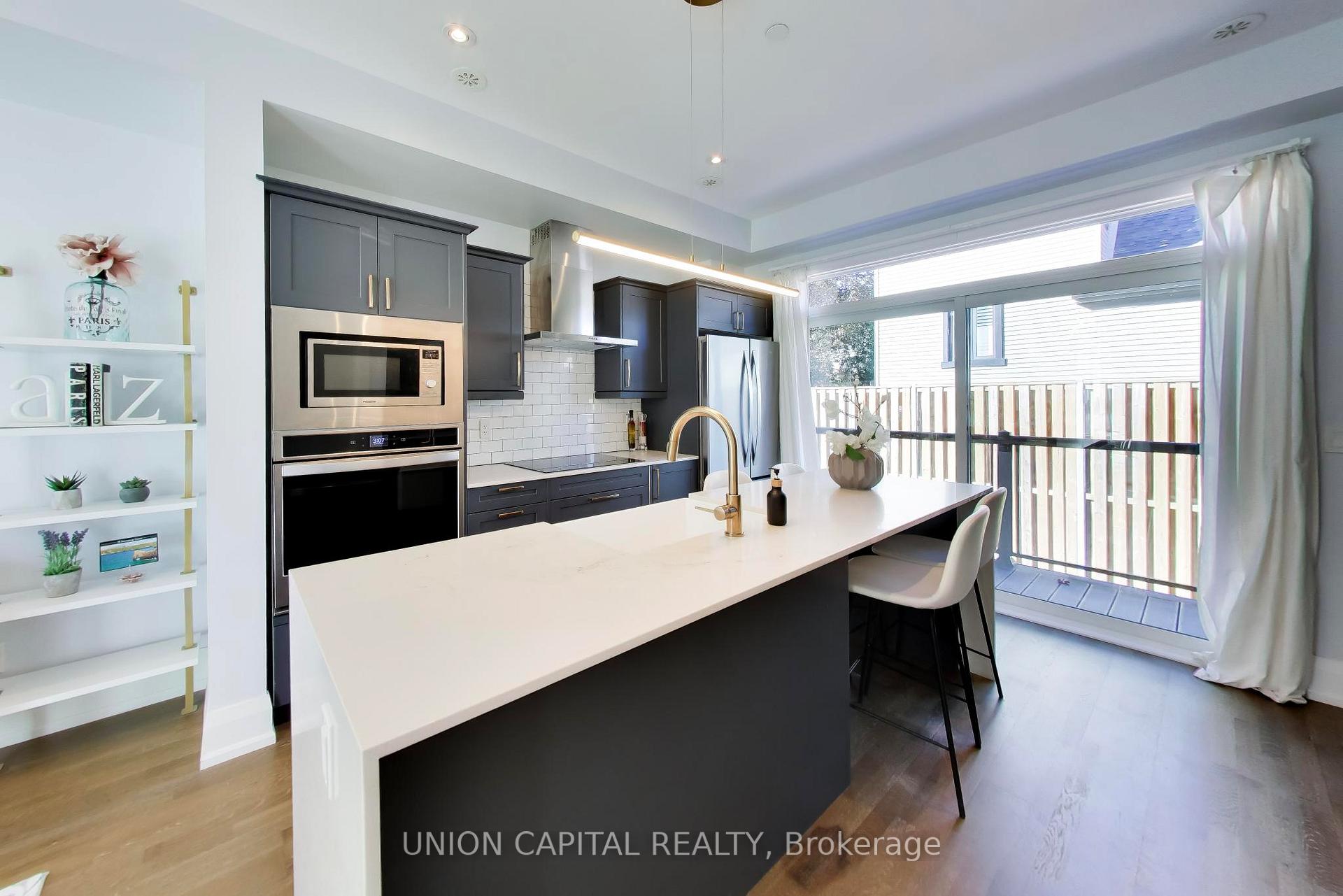 Photo 12 of 952 Dundas Street E, Toronto, South Riverdale — HOMEH