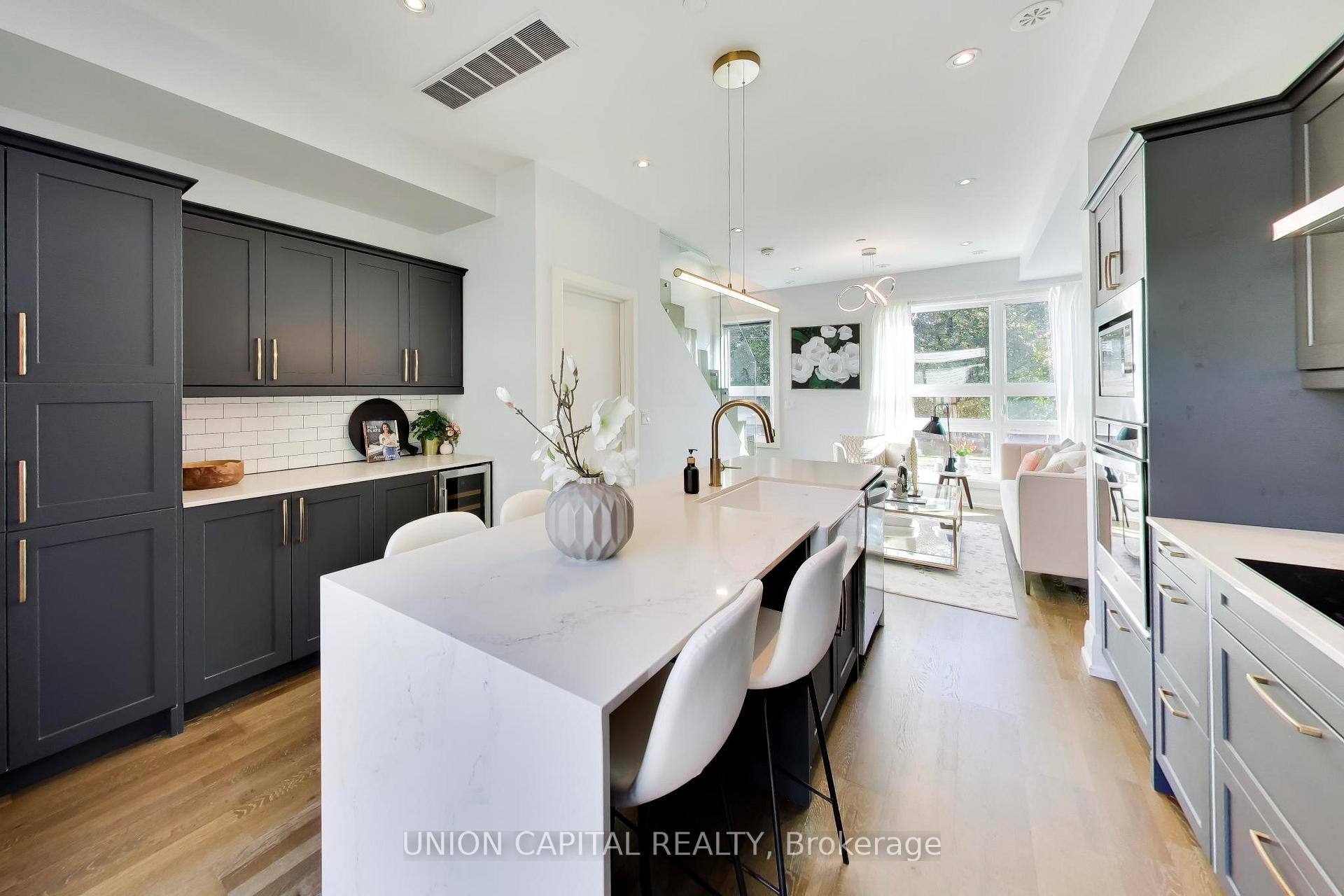 Photo 13 of 952 Dundas Street E, Toronto, South Riverdale — HOMEH