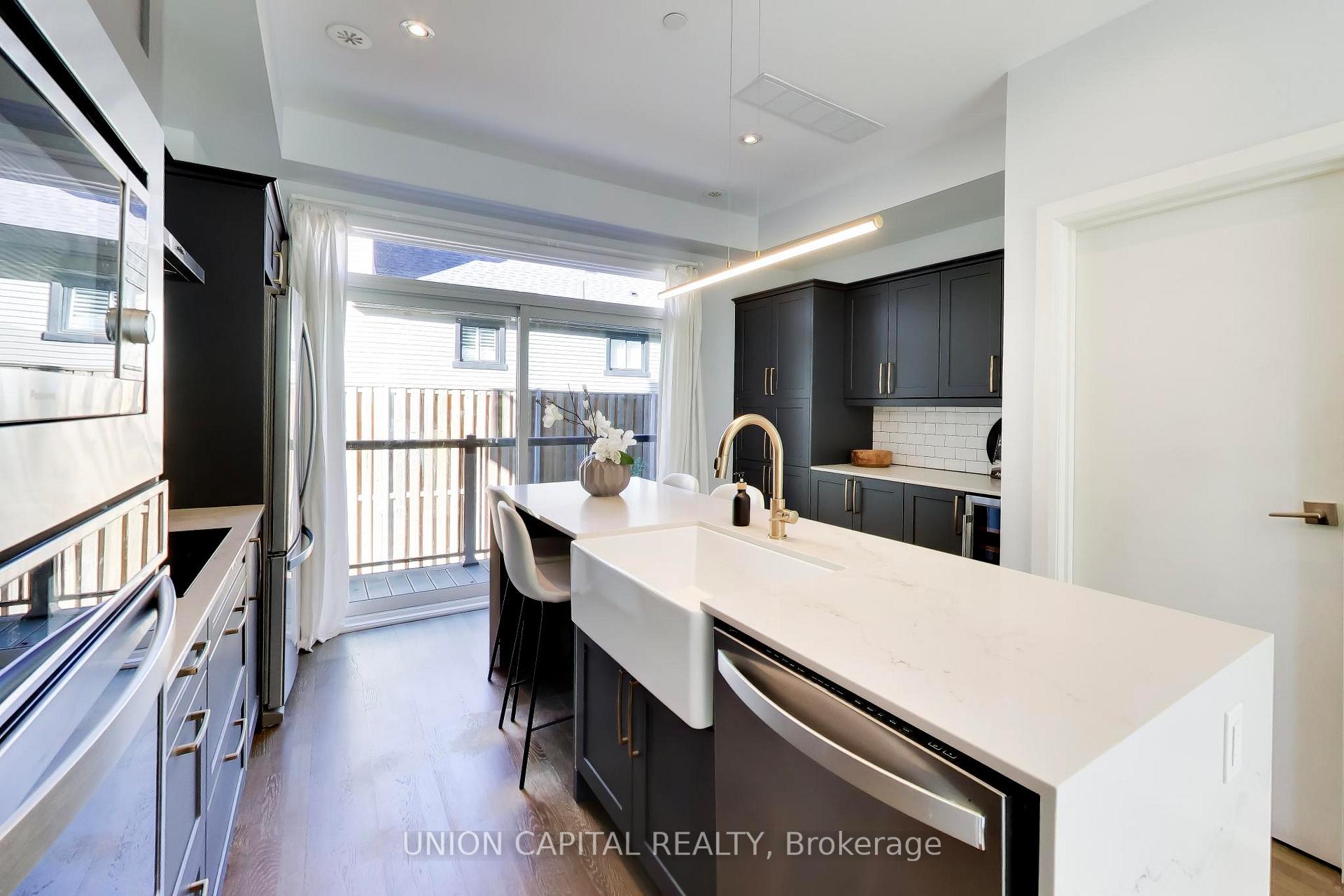 Photo 14 of 952 Dundas Street E, Toronto, South Riverdale — HOMEH