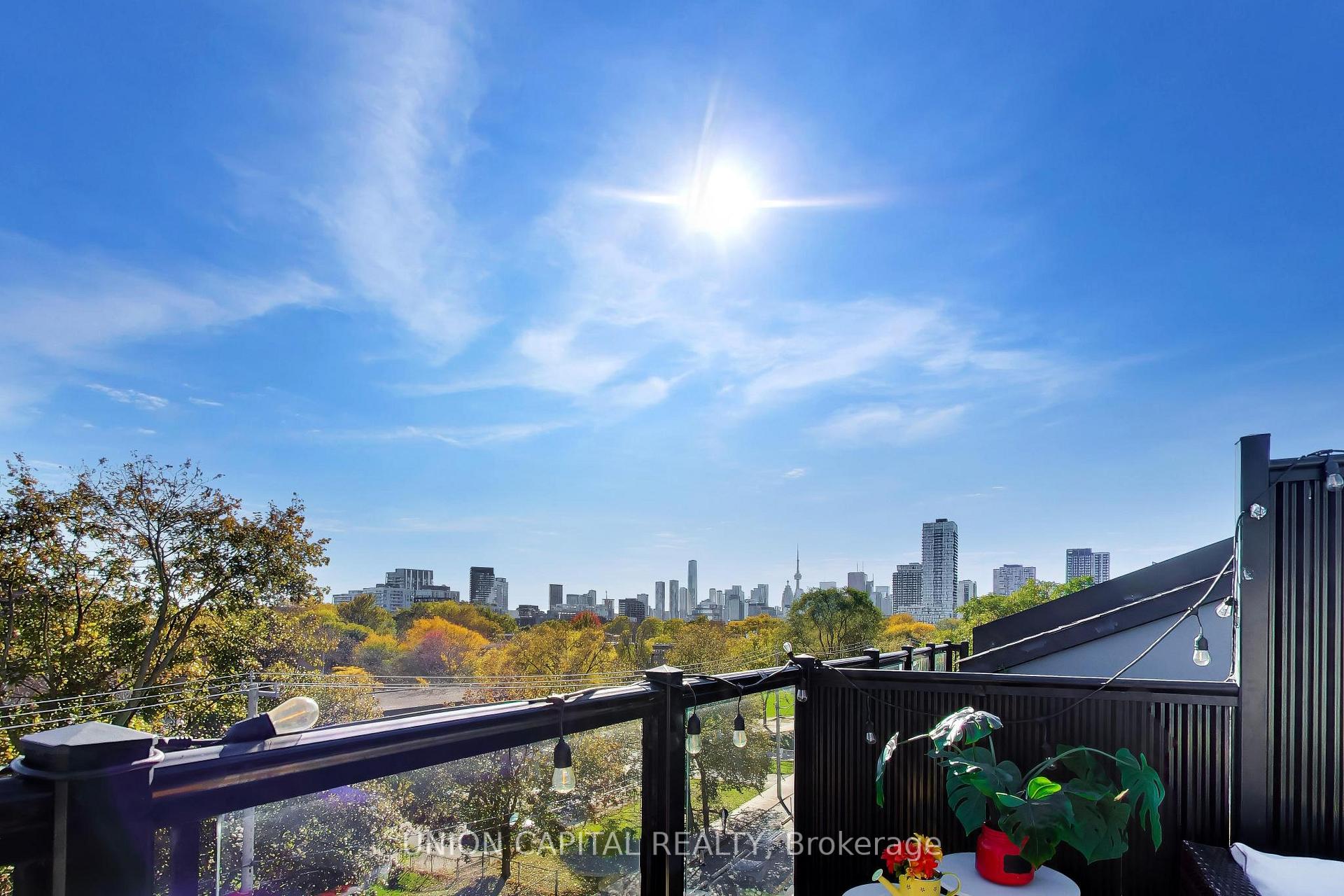 Photo 34 of 952 Dundas Street E, Toronto, South Riverdale — HOMEH