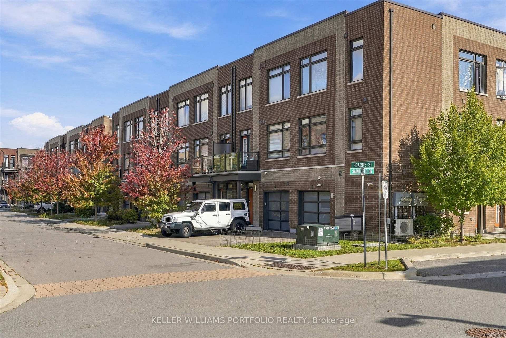 Photo 3 of 17 Hearne Street, Vaughan, Vaughan Grove — HOMEH