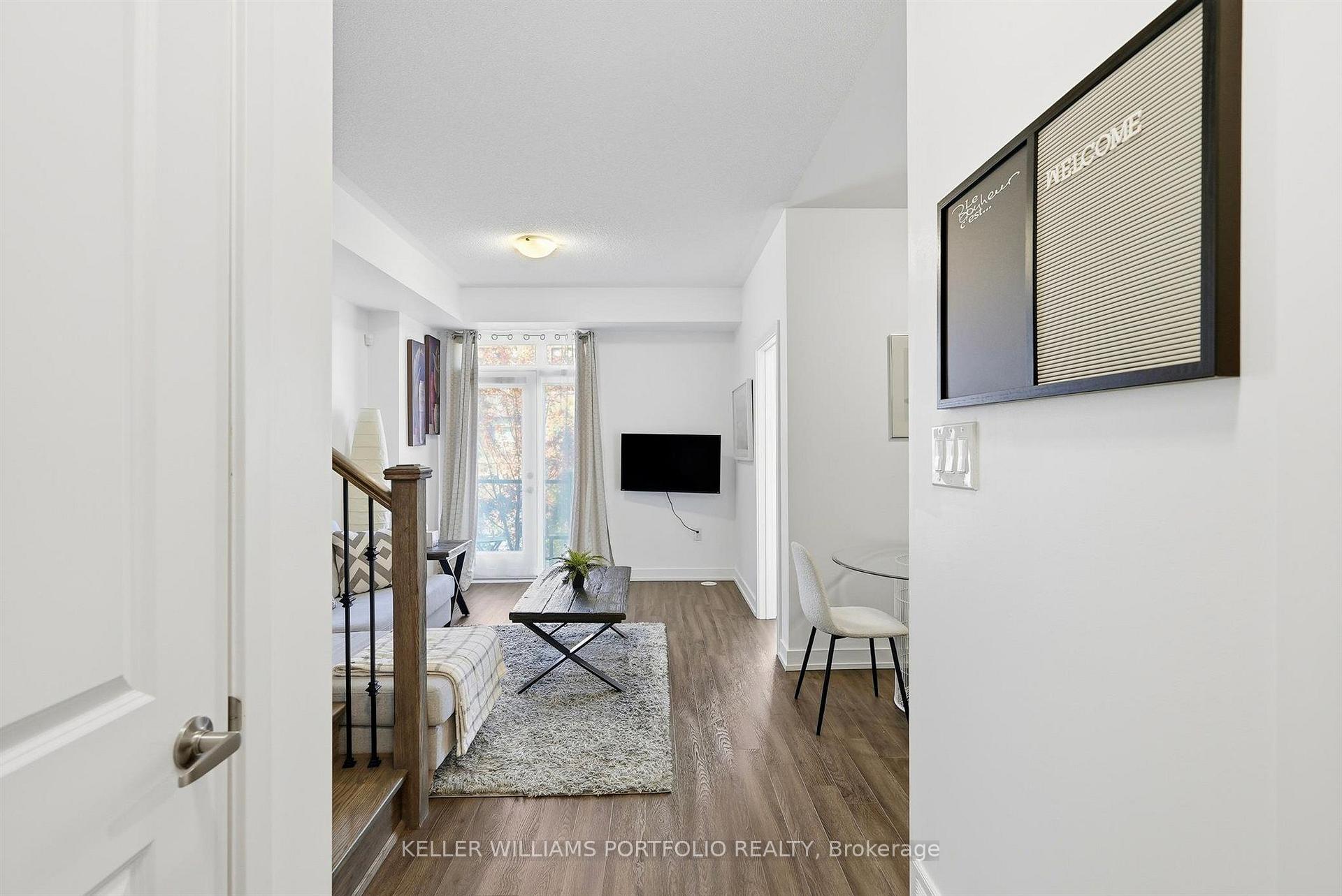 Photo 9 of 17 Hearne Street, Vaughan, Vaughan Grove — HOMEH