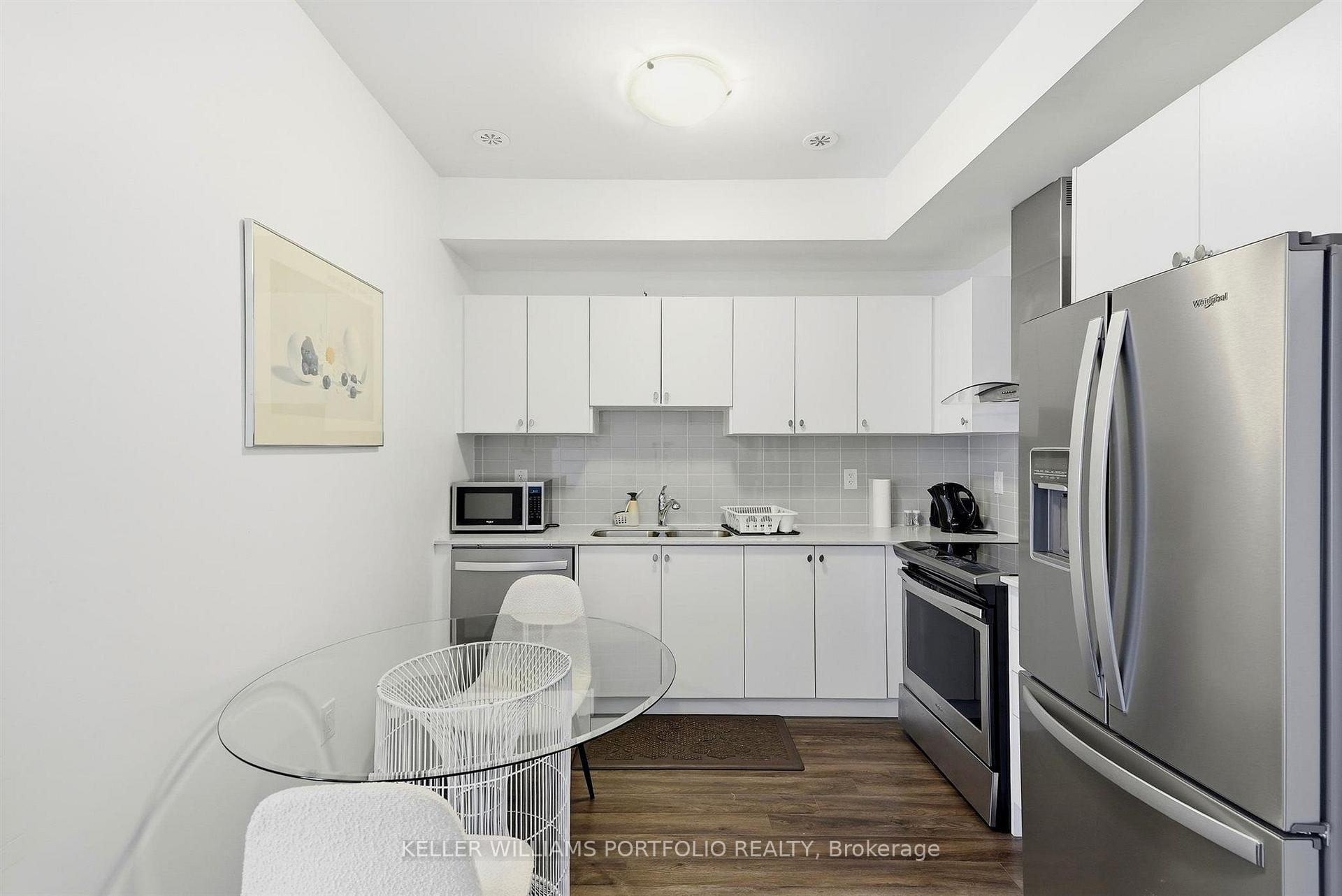 Photo 15 of 17 Hearne Street, Vaughan, Vaughan Grove — HOMEH