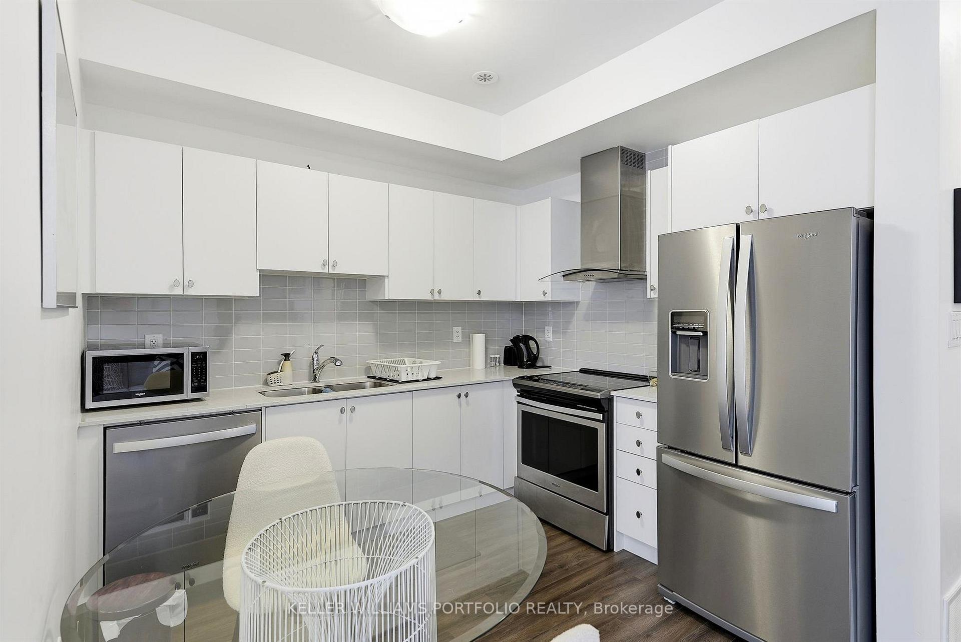 Photo 16 of 17 Hearne Street, Vaughan, Vaughan Grove — HOMEH
