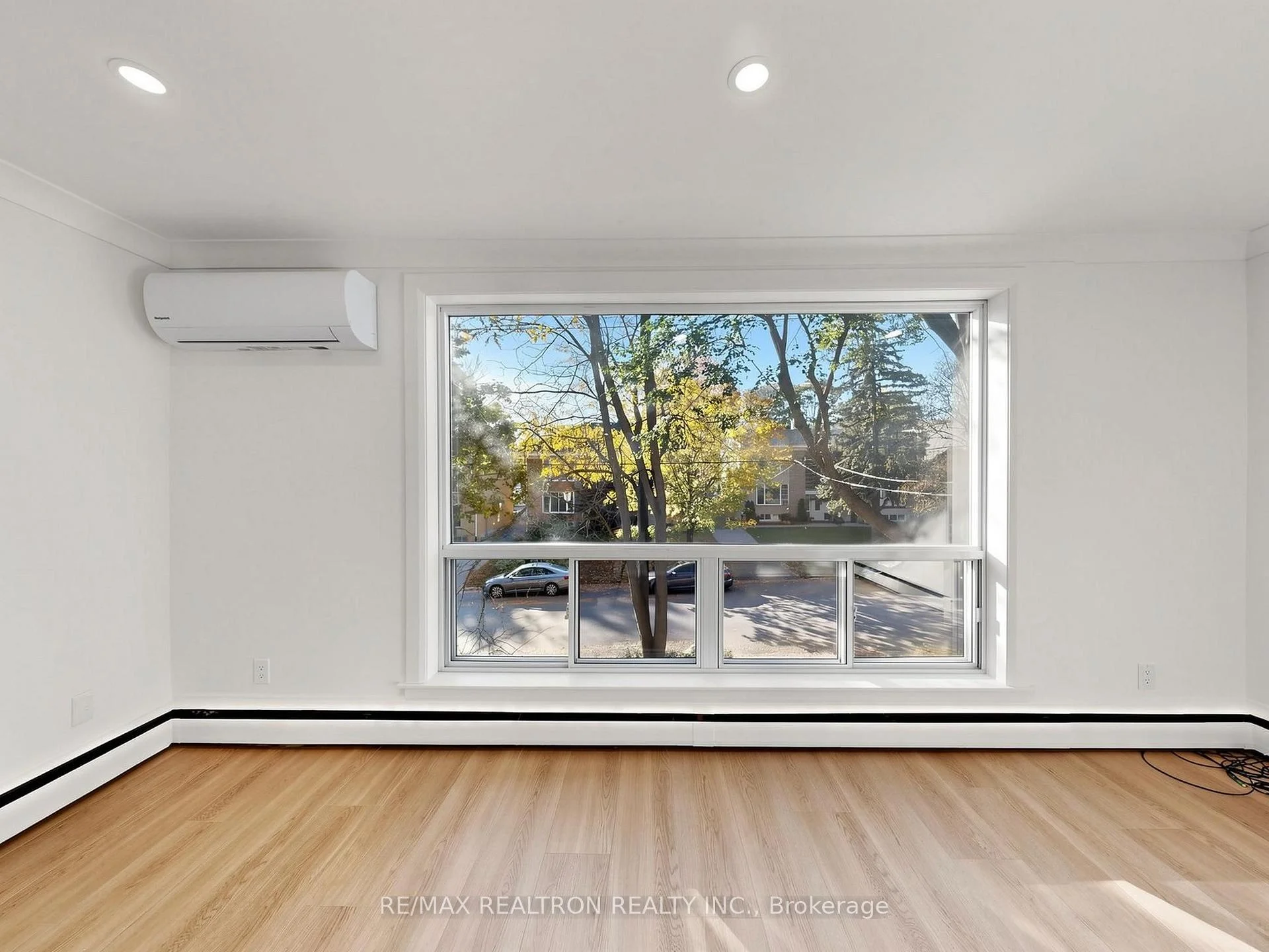 Photo 11 of Unit Upper, 280 Glenforest Road, Toronto, Lawrence Park North — HOMEH