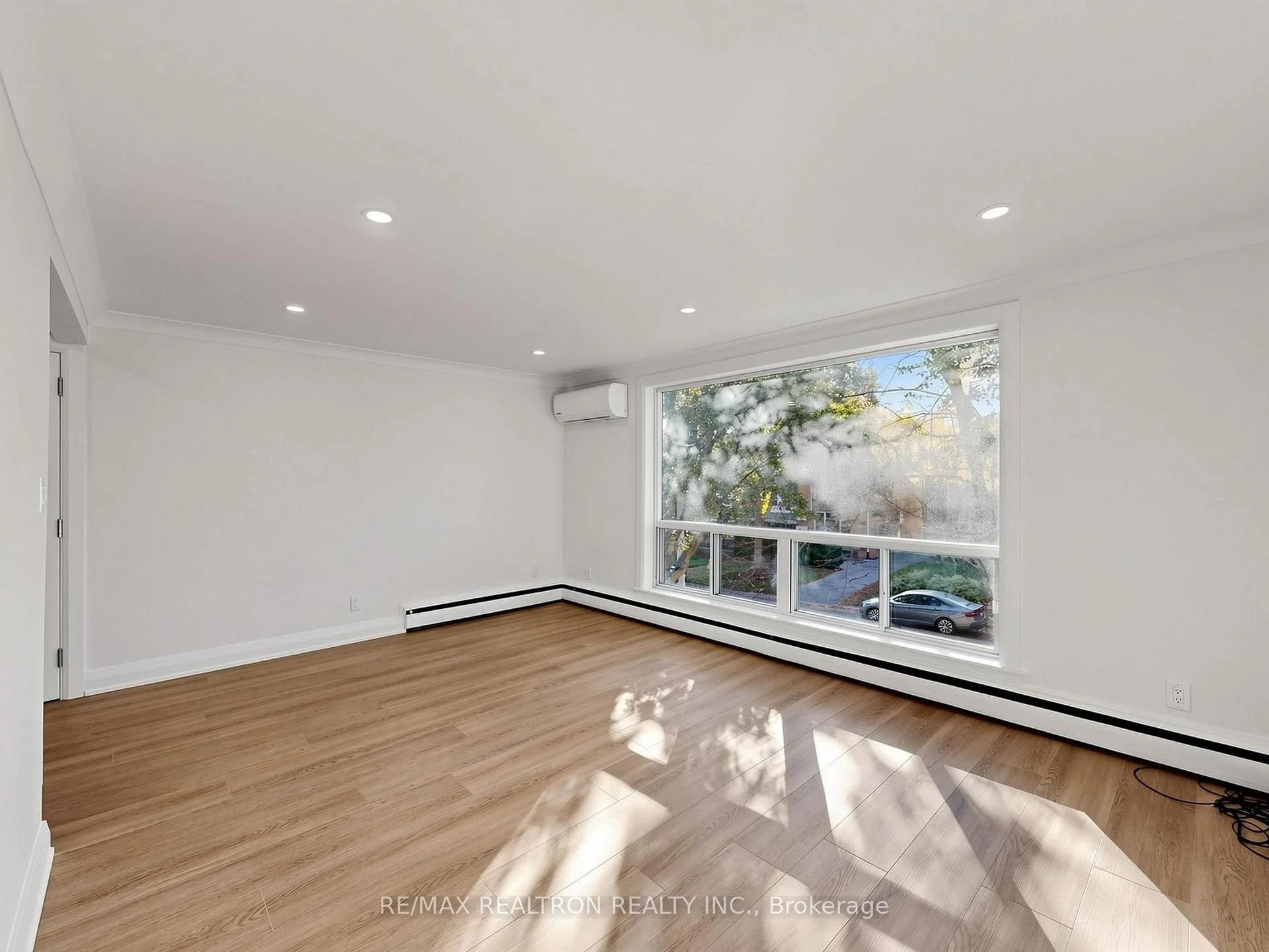 Photo 14 of Unit Upper, 280 Glenforest Road, Toronto, Lawrence Park North — HOMEH